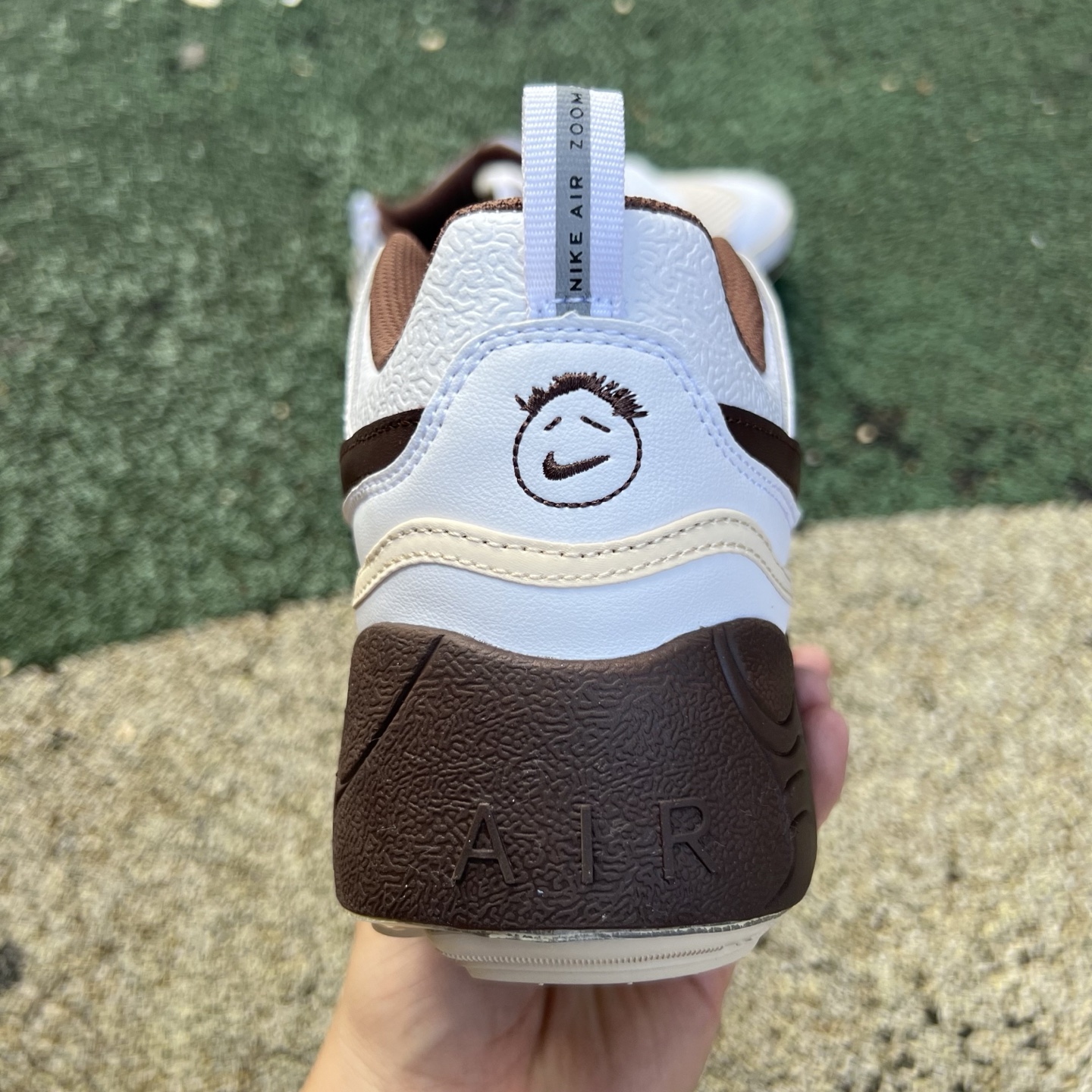 特价s2纯原版 白棕色 Travis Scott x Nike Shark-A-Don 尺码：41-46