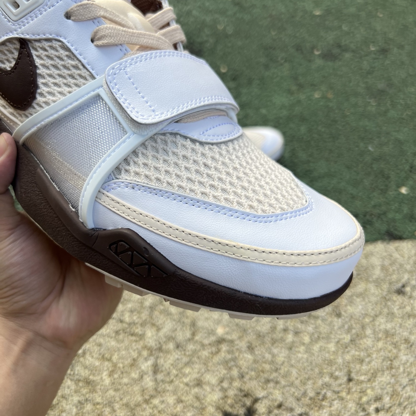 特价s2纯原版 白棕色 Travis Scott x Nike Shark-A-Don 尺码：41-46