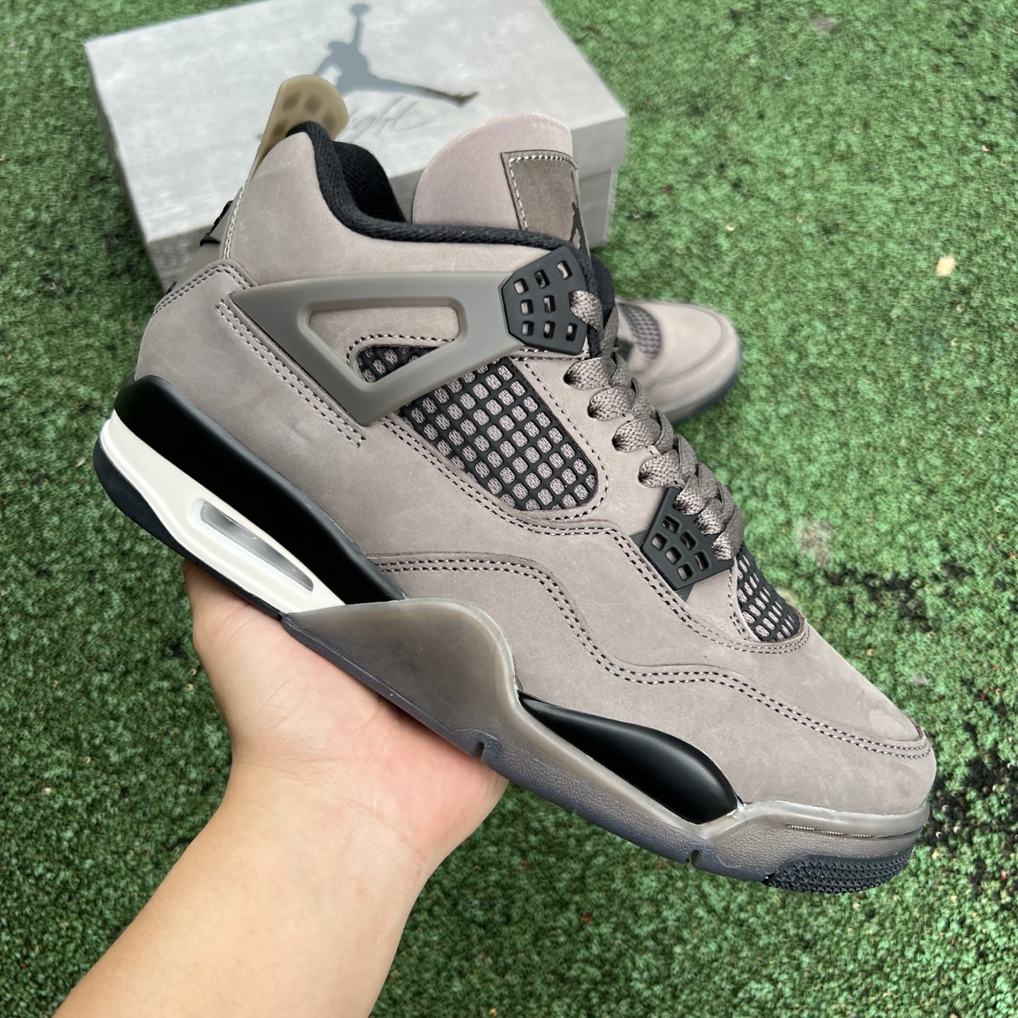 aj4小ts灰色 黑灰 纯原版‼️
尺码：40.5-48.5，
Air Jordan 4 “Cave S