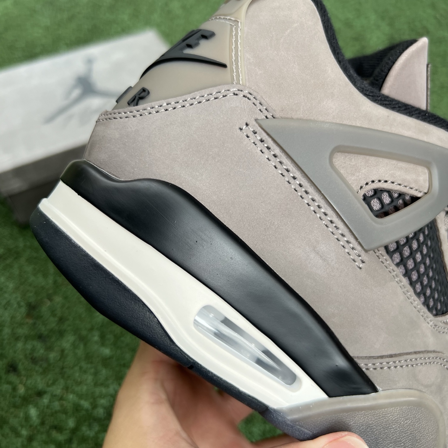aj4小ts灰色 黑灰 纯原版‼️
尺码：40.5-48.5，
Air Jordan 4 “Cave S