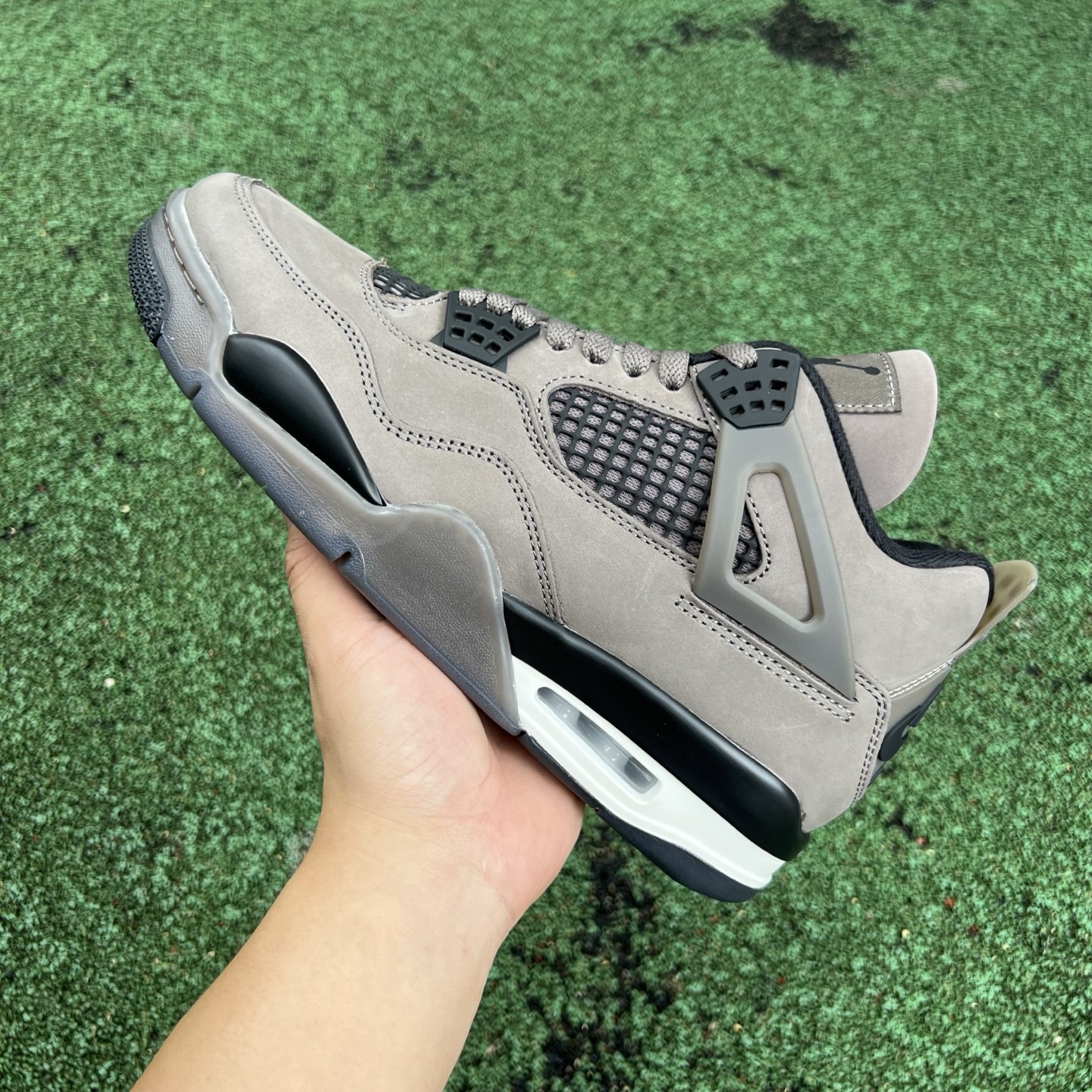 aj4小ts灰色 黑灰 纯原版‼️
尺码：40.5-48.5，
Air Jordan 4 “Cave S