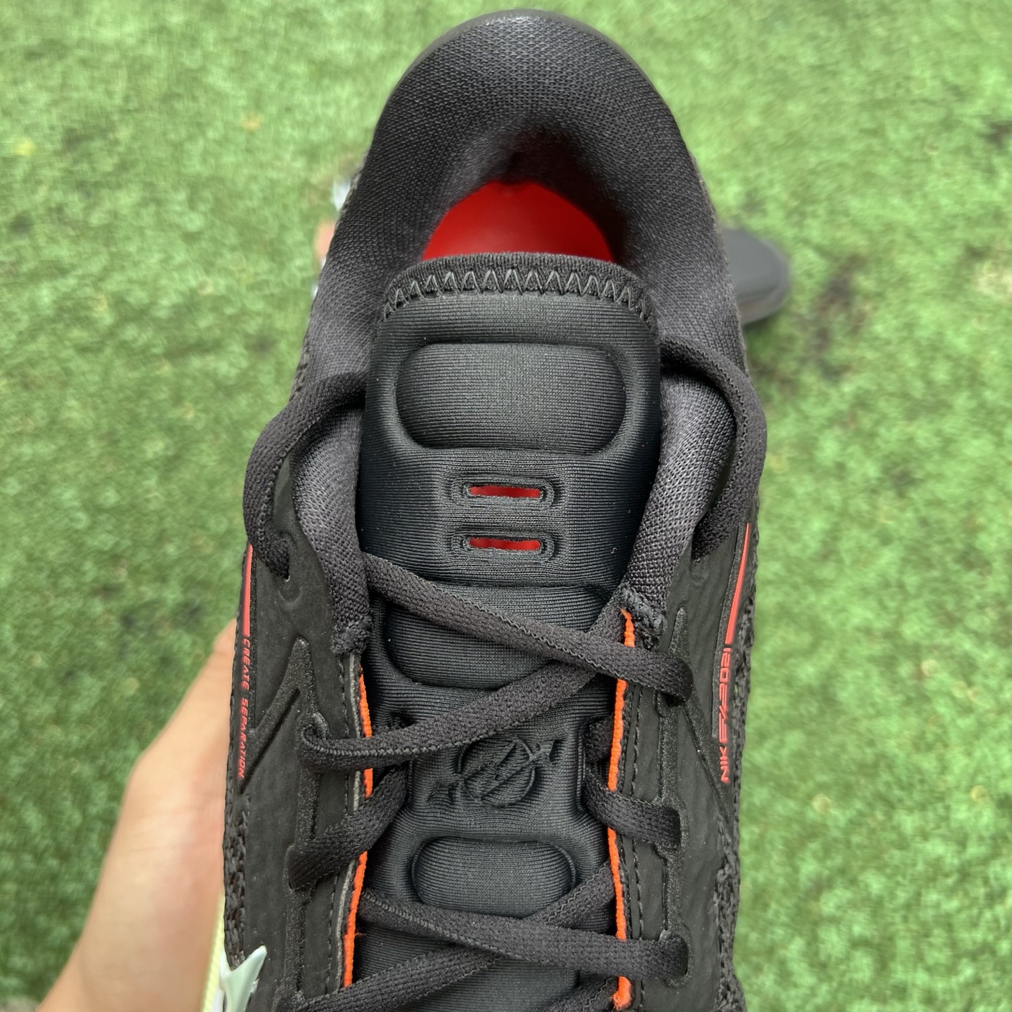 GT黑红绿 OX纯原版‼️ 尺码：40-46

Nike Zoom GT Cut男子缓震低帮实战运动篮球