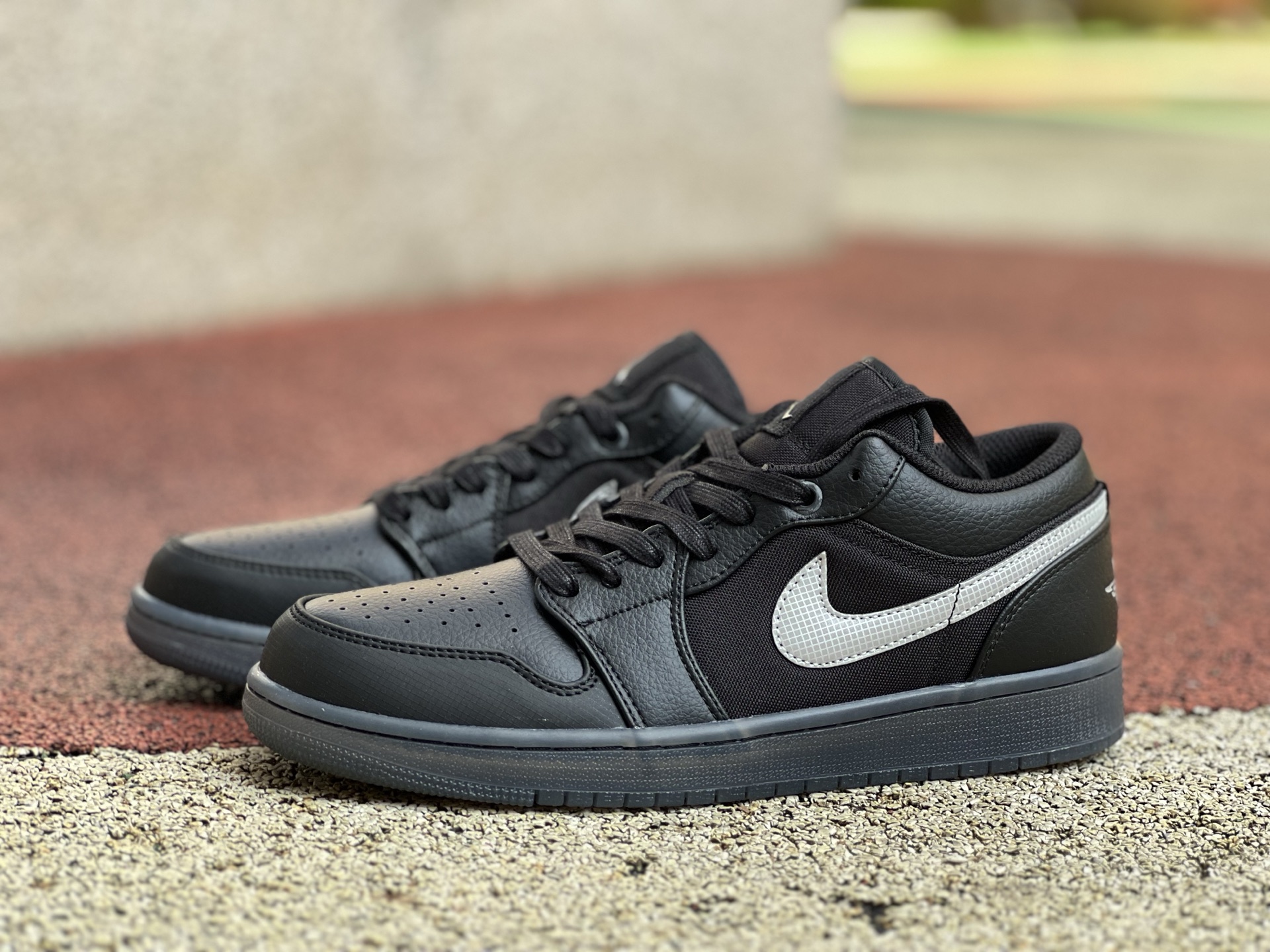 Air jordan 1 low 245