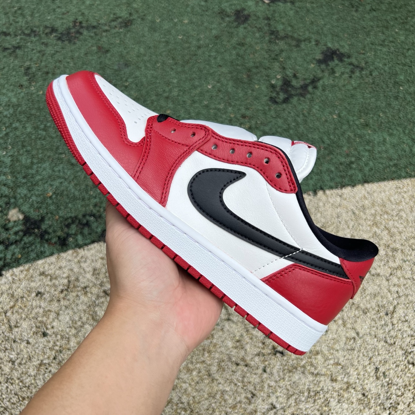 Air jordan 1 low 242
