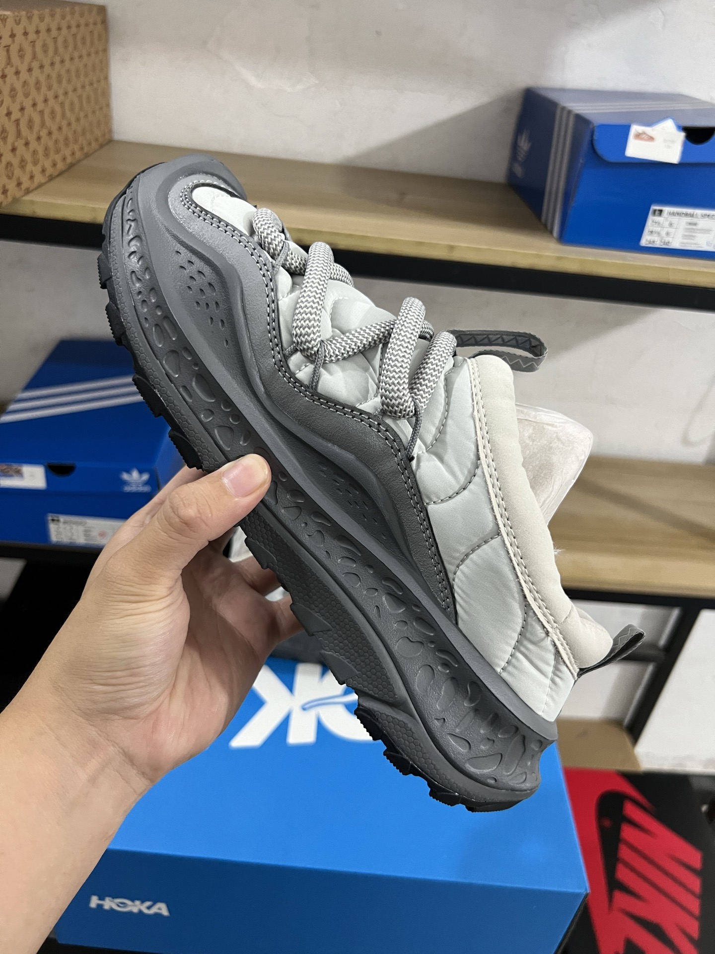 HOKA ONE ONE Ora Primo 星尘灰 加绒 保暖 货号：-sstst尺码：37-47，n