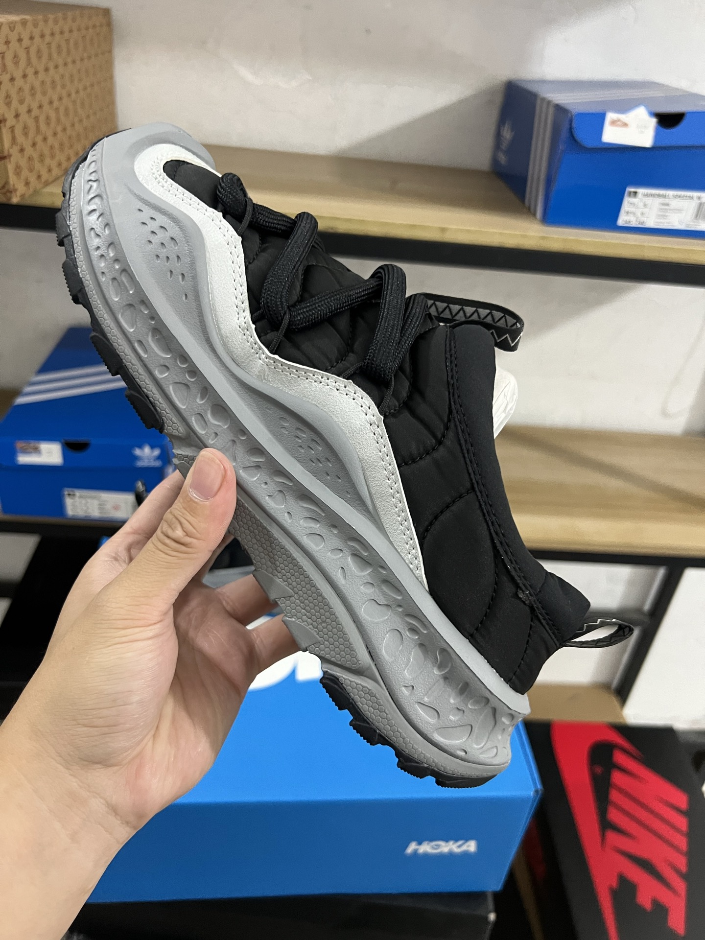 HOKA ONE ONE Ora Primo 黑灰 加绒 保暖 货号：-BBNB尺码：37-47，n