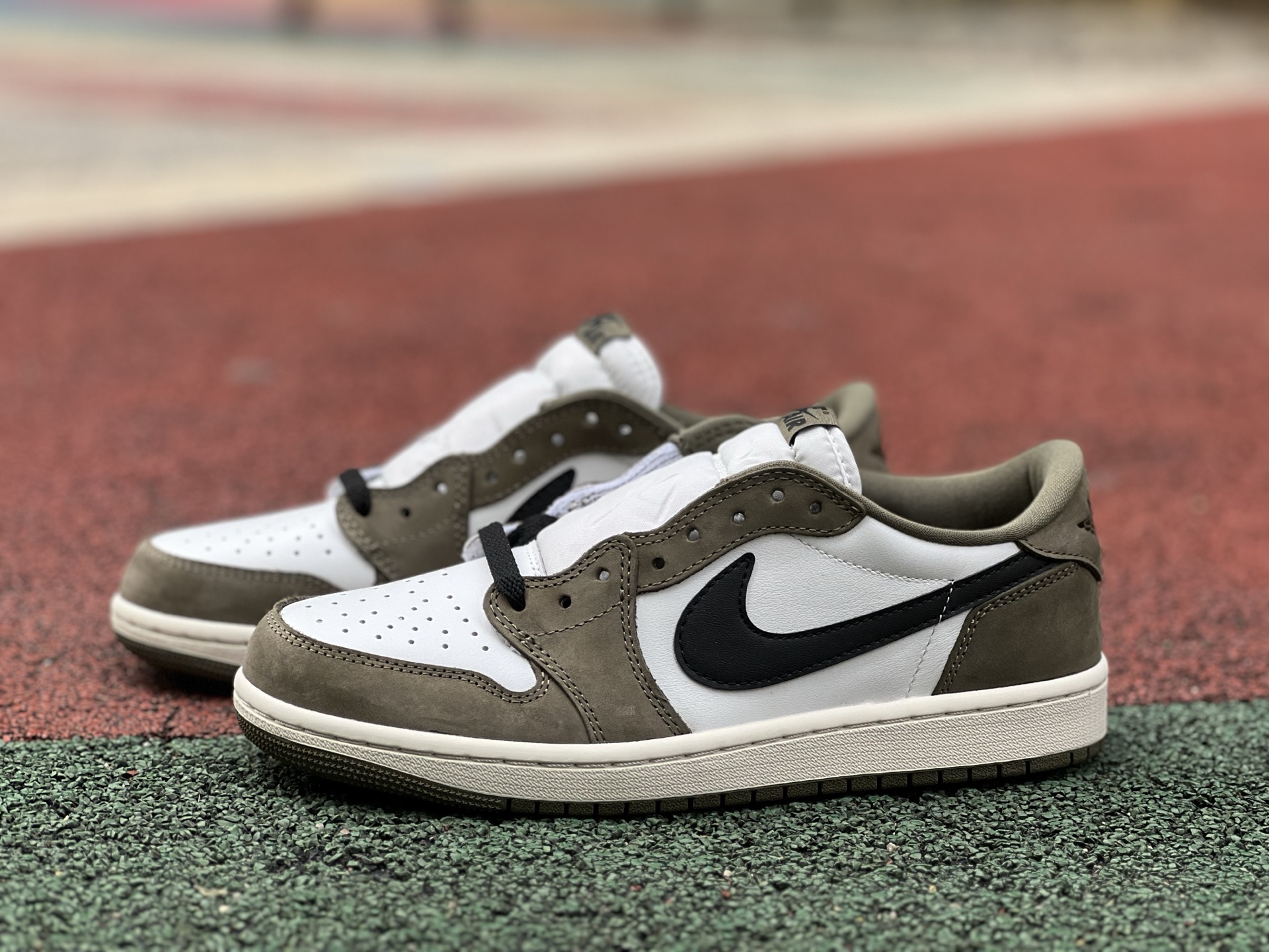 Air jordan 1 low 229