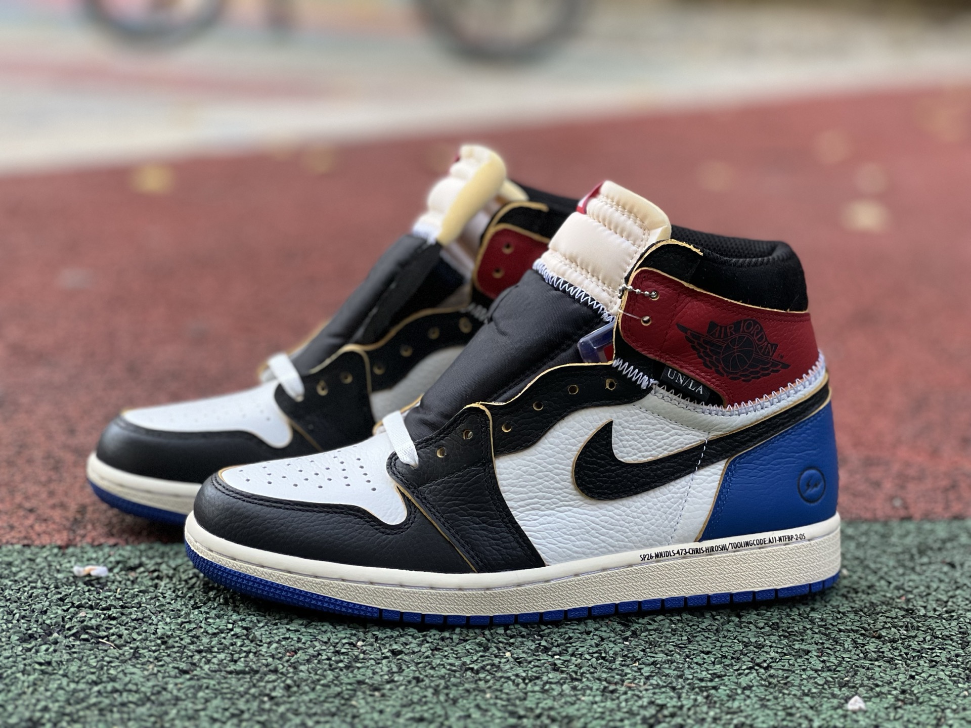 Air jordan 1 high 040