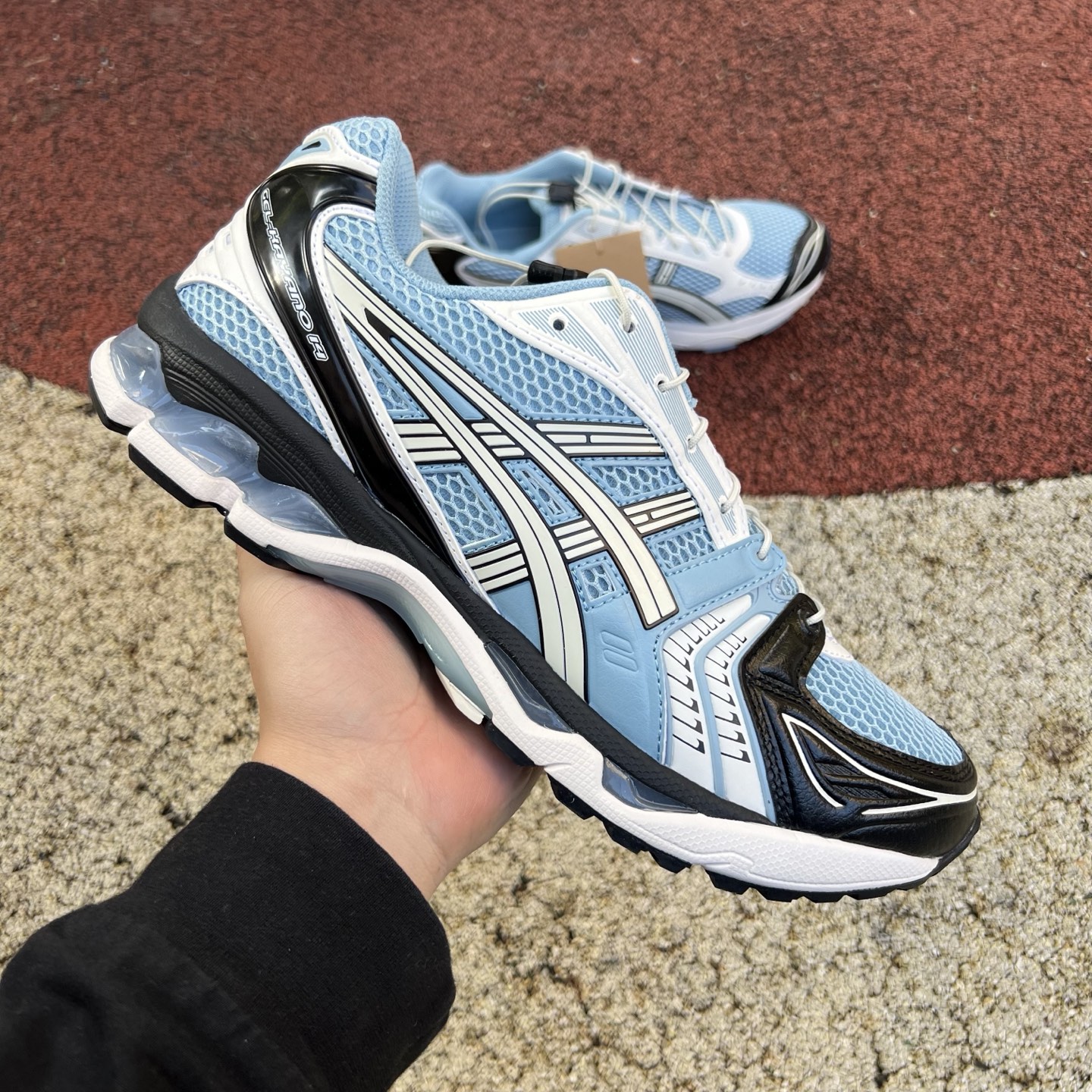 ️Size: 39-46, self pickup/dropshipping, self reduction 😇Asics Gel Kayano - Comprehensive 2