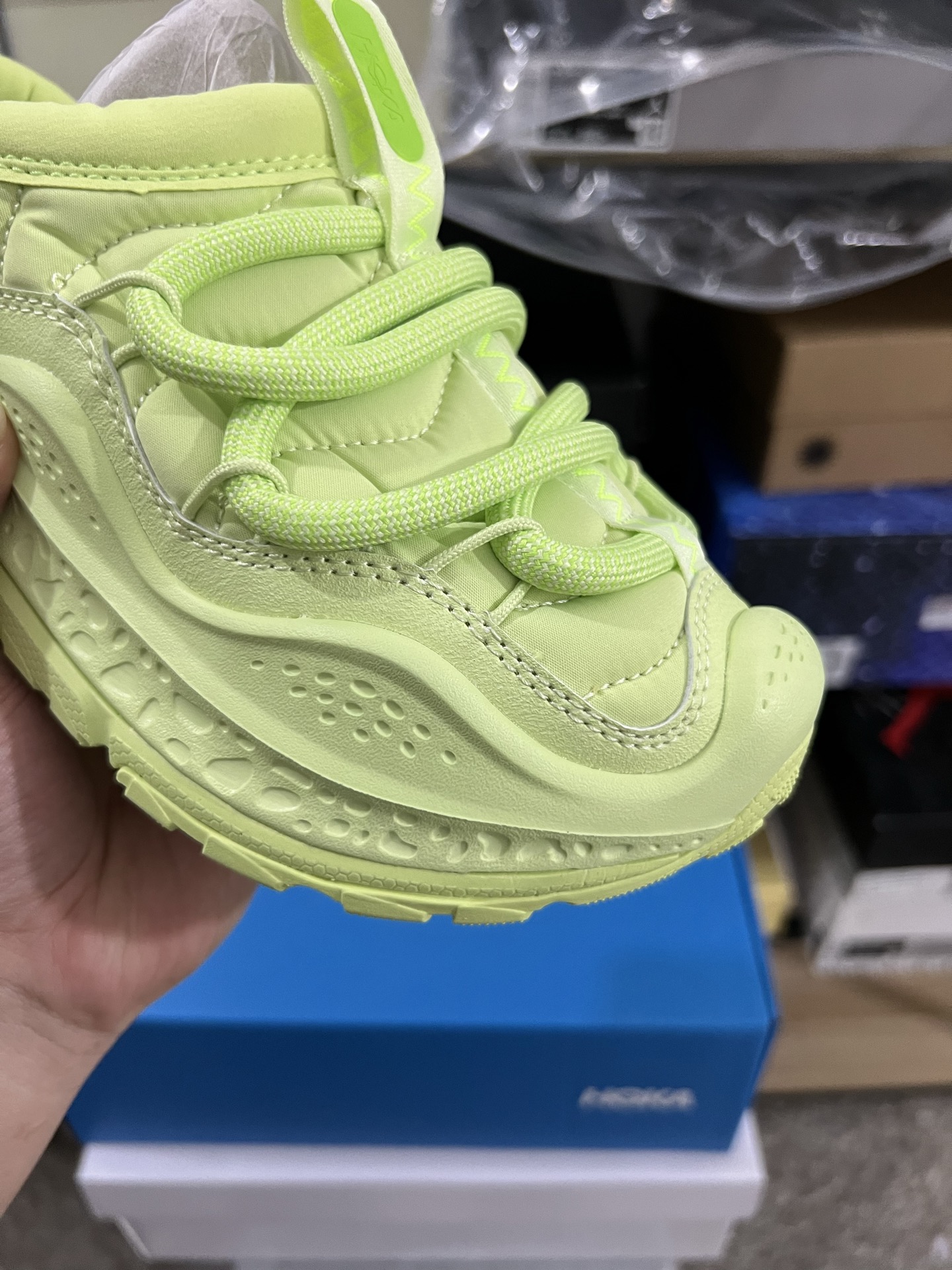 HOKA ONE ONE Ora Primo 浅绿色 荧光绿 加绒 保暖 货号：-HHN尺码：37-47