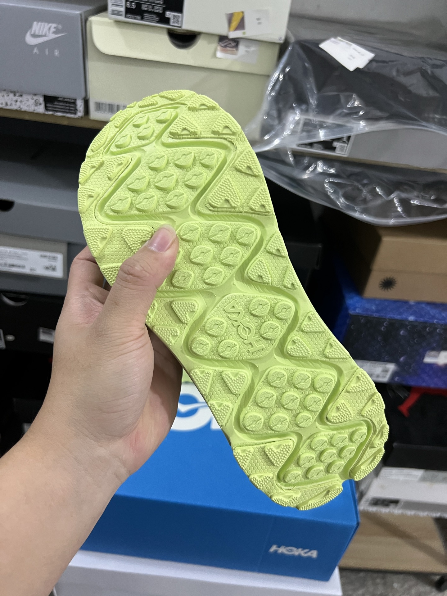 HOKA ONE ONE Ora Primo 浅绿色 荧光绿 加绒 保暖 货号：-HHN尺码：37-47