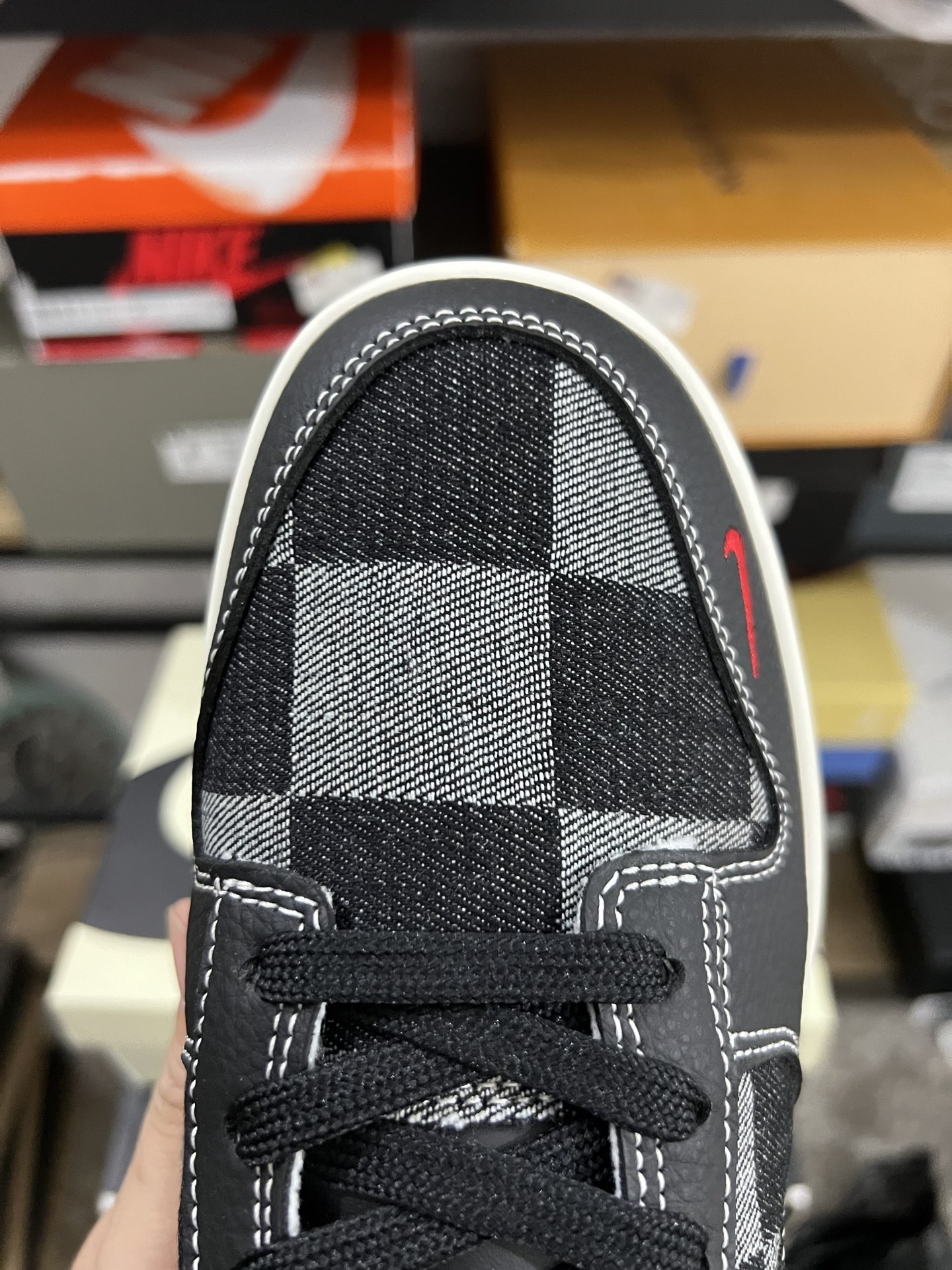 MiniCost Shoe 7