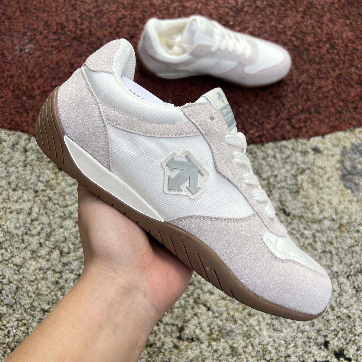 Мужские кроссовки Descente Chron SLIM