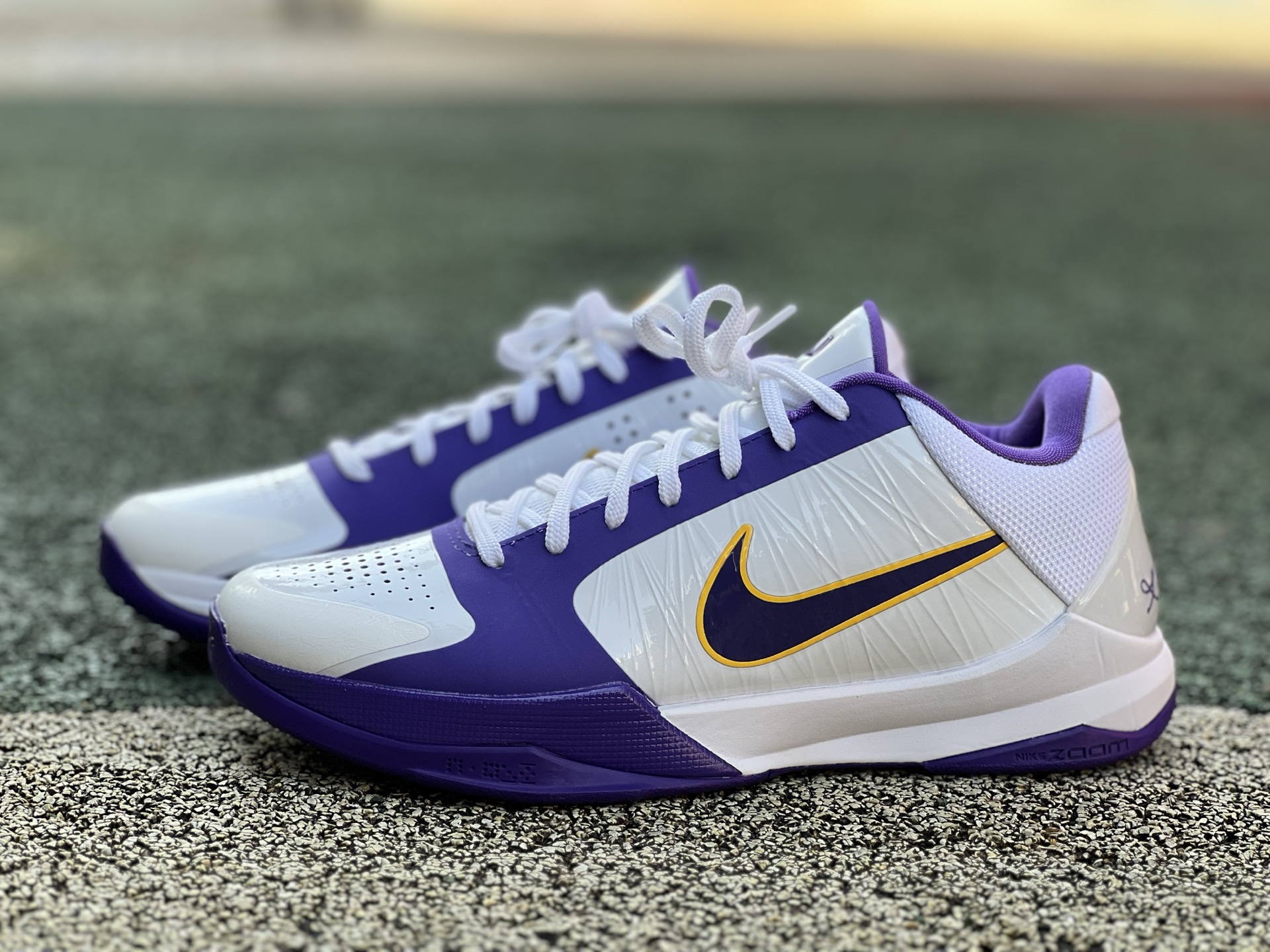 Kobe 5 Protro IM0557-102