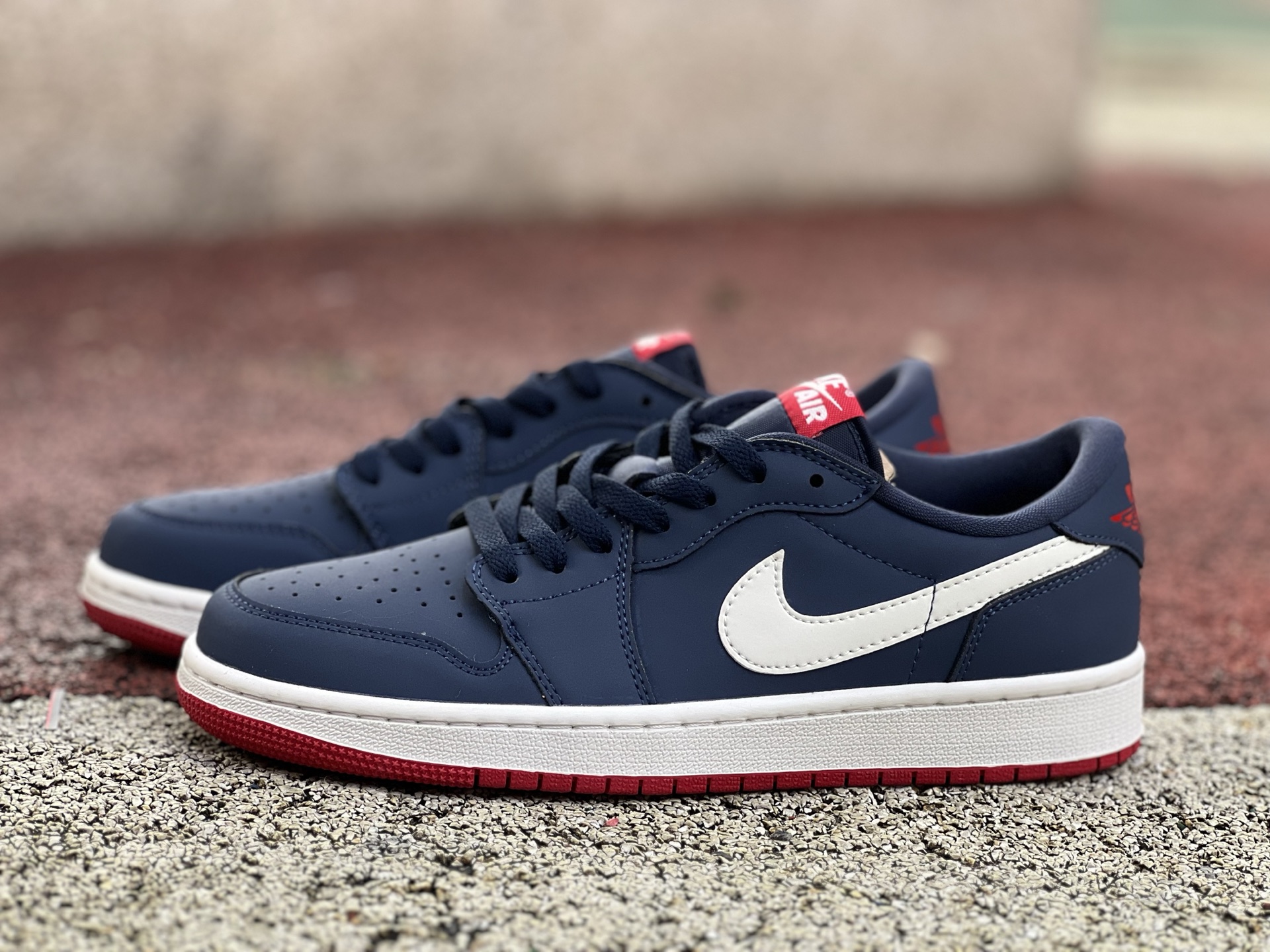 Air jordan 1 low 013