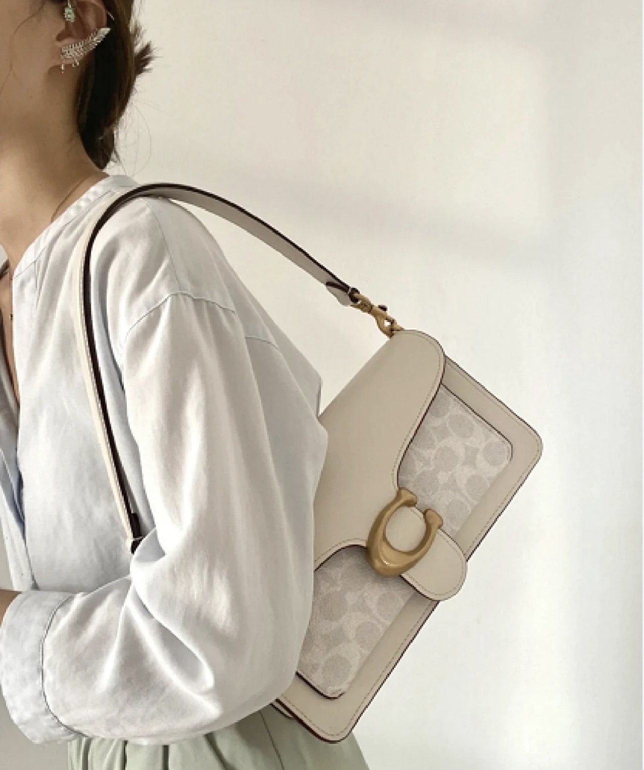 Chloé Luxury Designer Handbag Shoulder Crossbody Bag crafted in premium 2