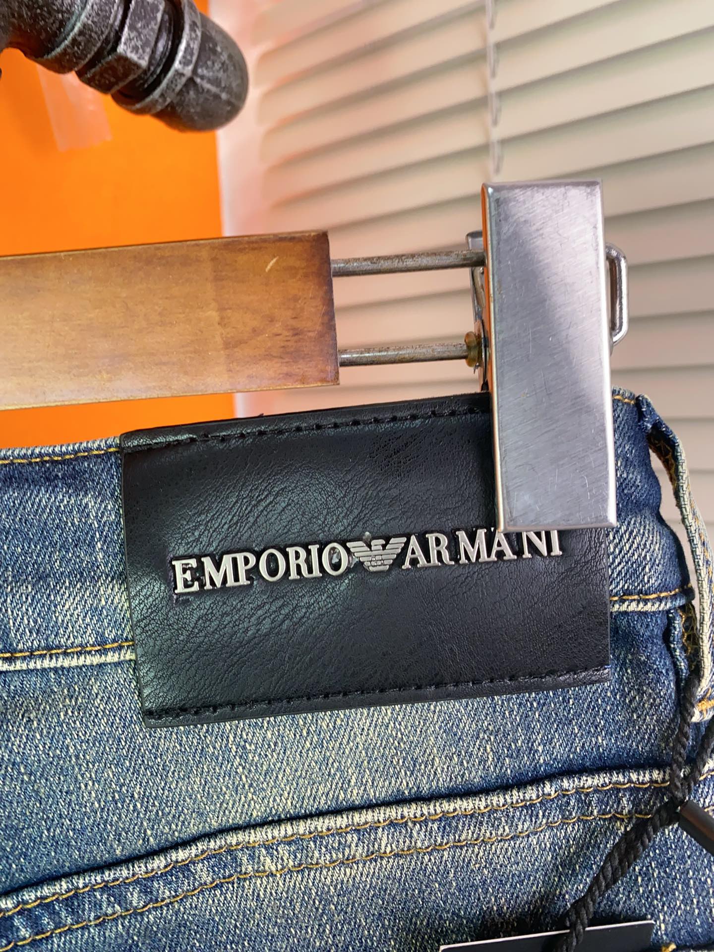 Emporio Armani Men's Classic Denim Jeans - Slim Fit, Elegant Design 7 i1728125702 1886 2