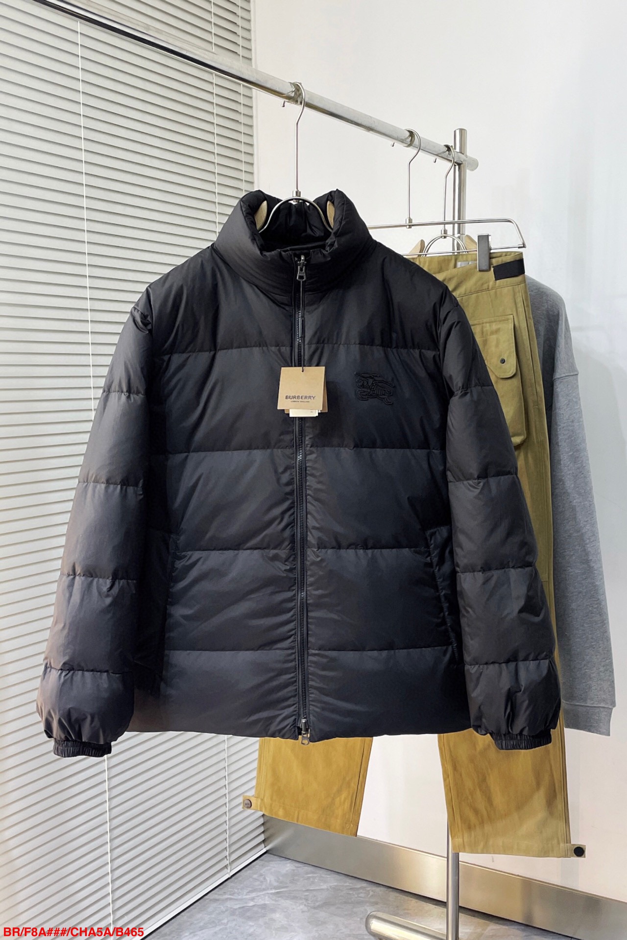 Burberry 24FW Reversible Padded Jacket in Classic Check and Black 4 i1732251146 4883 0