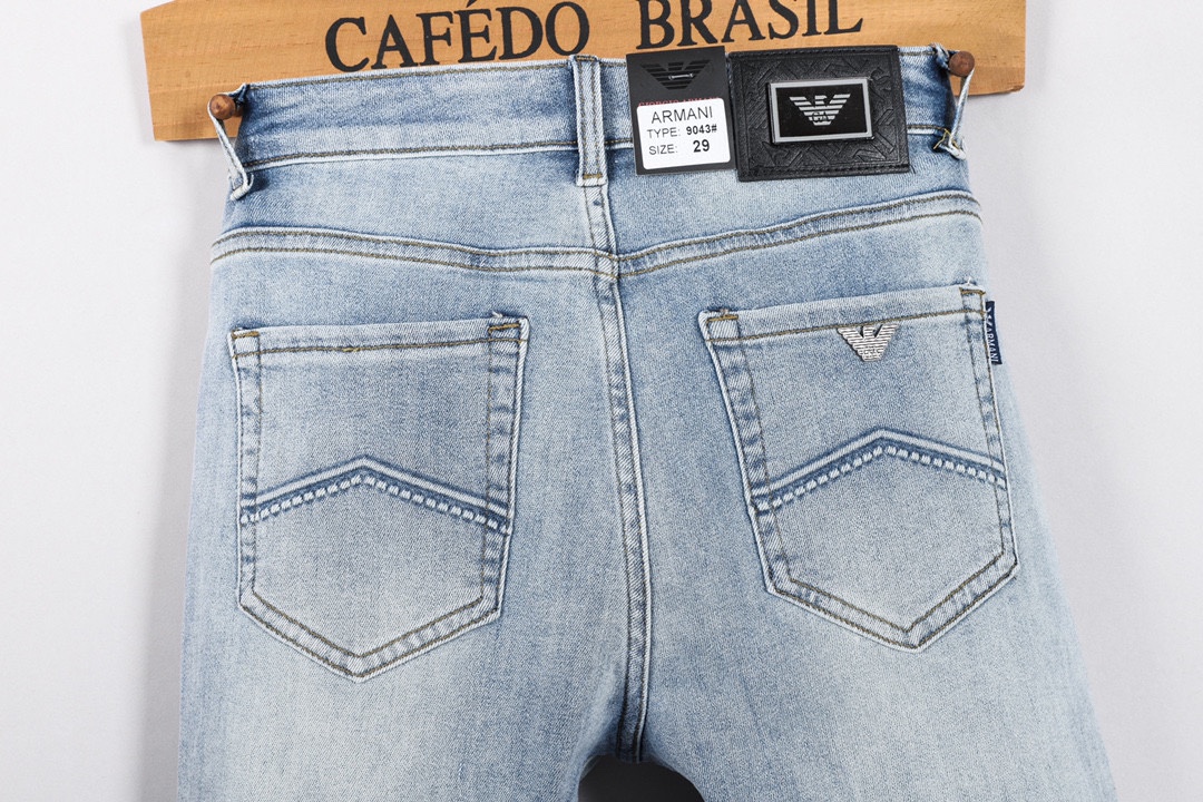 Stylish Armani Men's Slim Fit Jeans - Washed Denim, Sizes 29-38 Available 6 i1732810942 4220 5