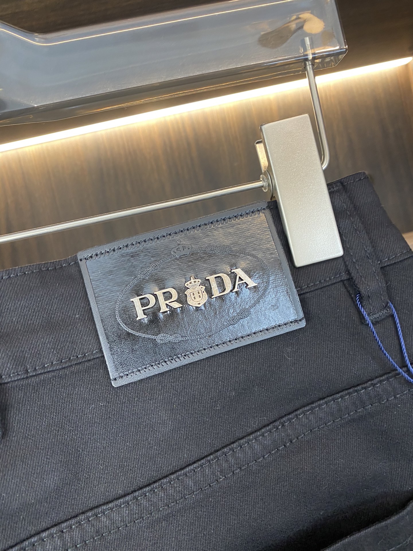Prada Men's Slim-Fit Stretch Denim Jeans - Classic Style & Comfortable Fit 4 i1739691340420 5018 0 6