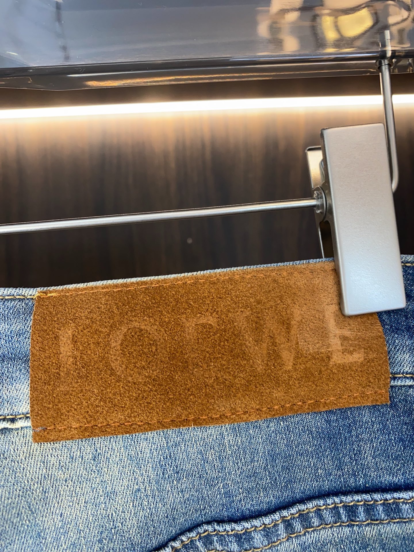 Loewe Men's Slim Fit Stretch Denim Jeans with Embroidered Logo 8 i1739945457095 885 0 7