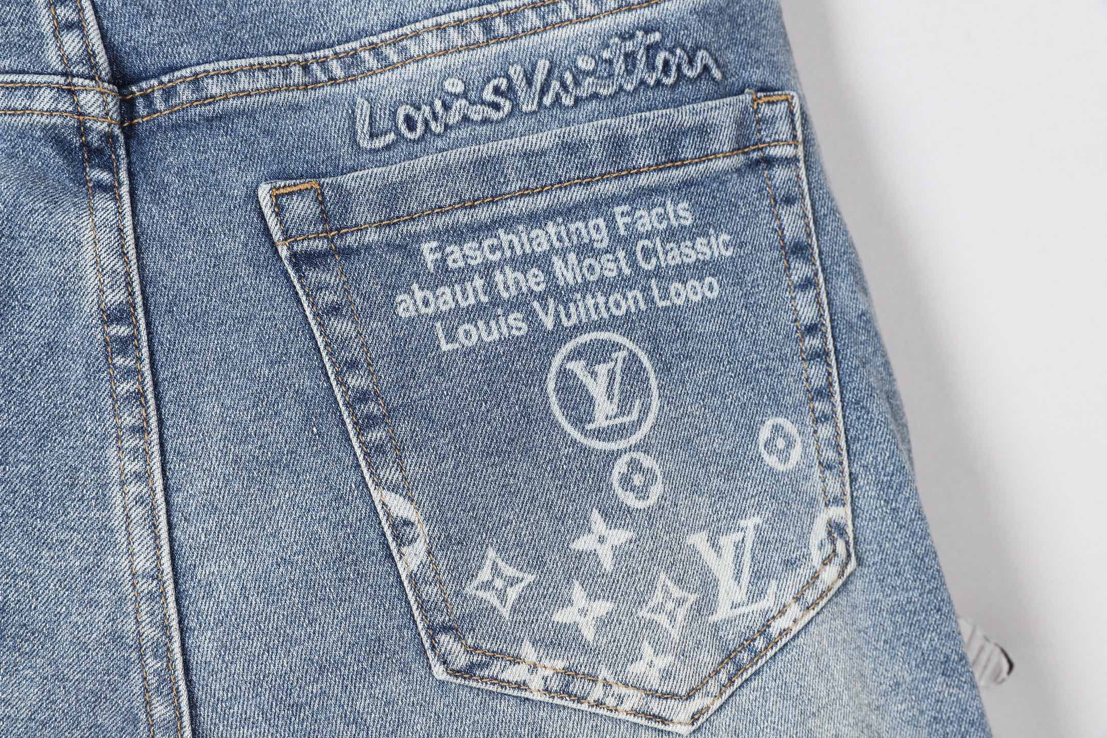 Louis Vuitton Men's Slim Fit Denim Jeans - Fashionable & Comfortable 5 i1746029204772 2338 0 6