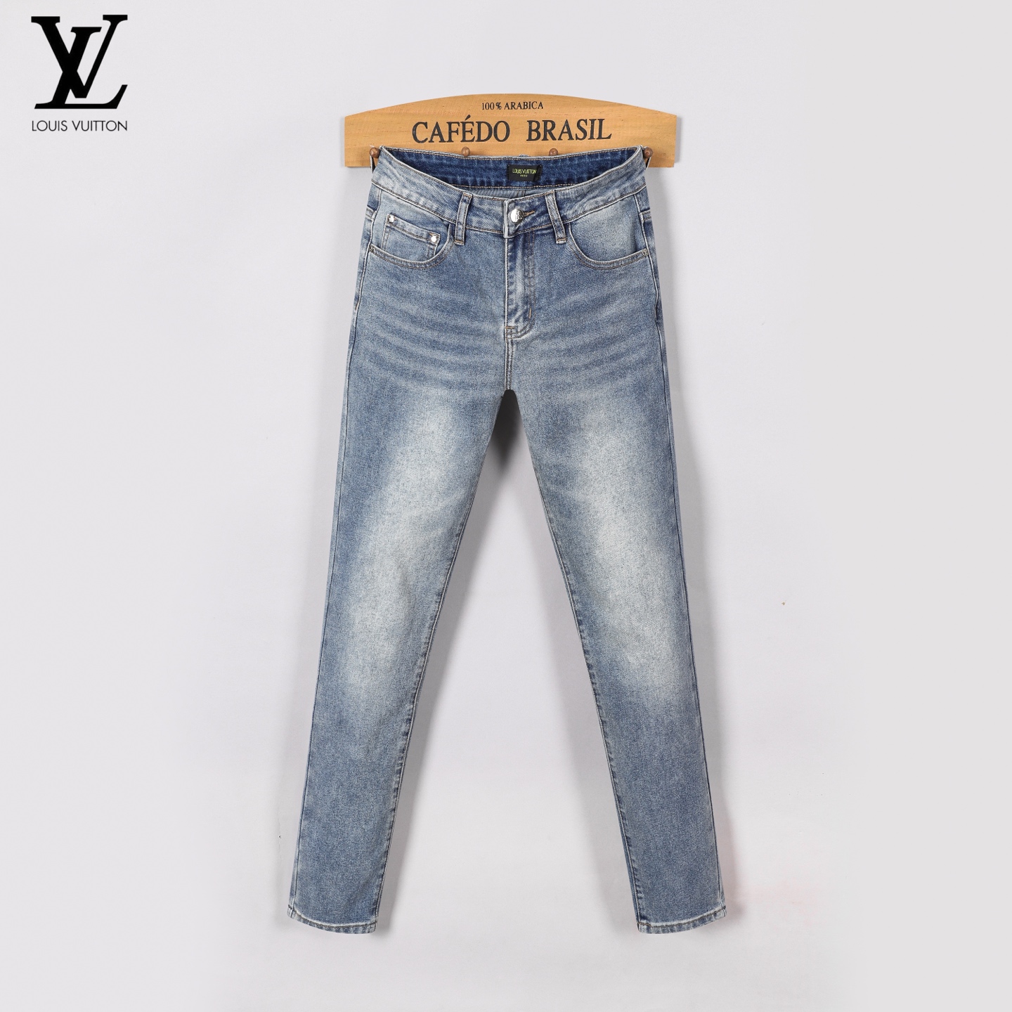 Louis Vuitton Men's Slim Fit Denim Jeans - Fashionable & Comfortable 4 i1746029206557 2284 0 2