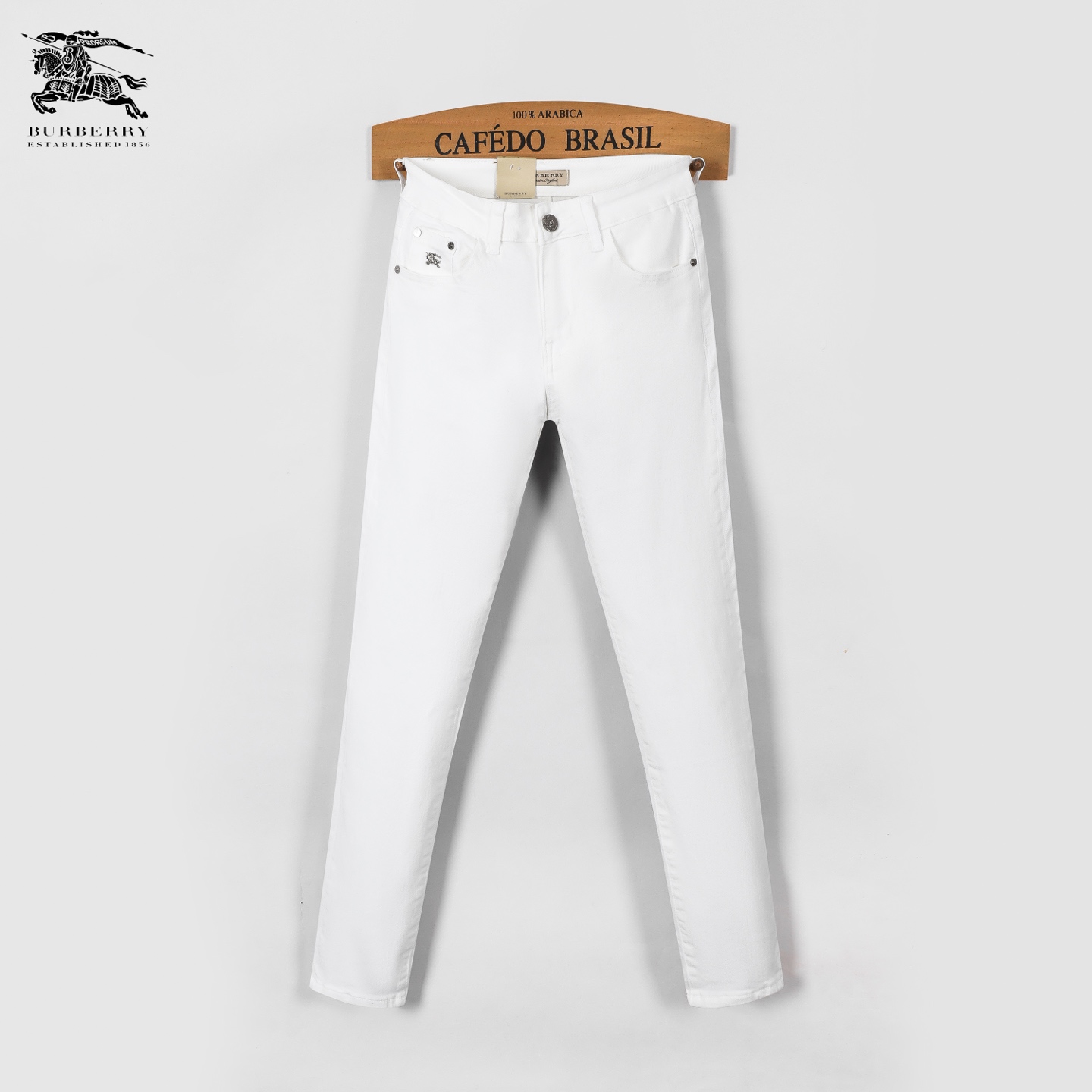 Burberry Men's Slim-Fit Stretch Denim Jeans, Elegant Design, All-Season Style 4 i1746030085534 5880 0 2