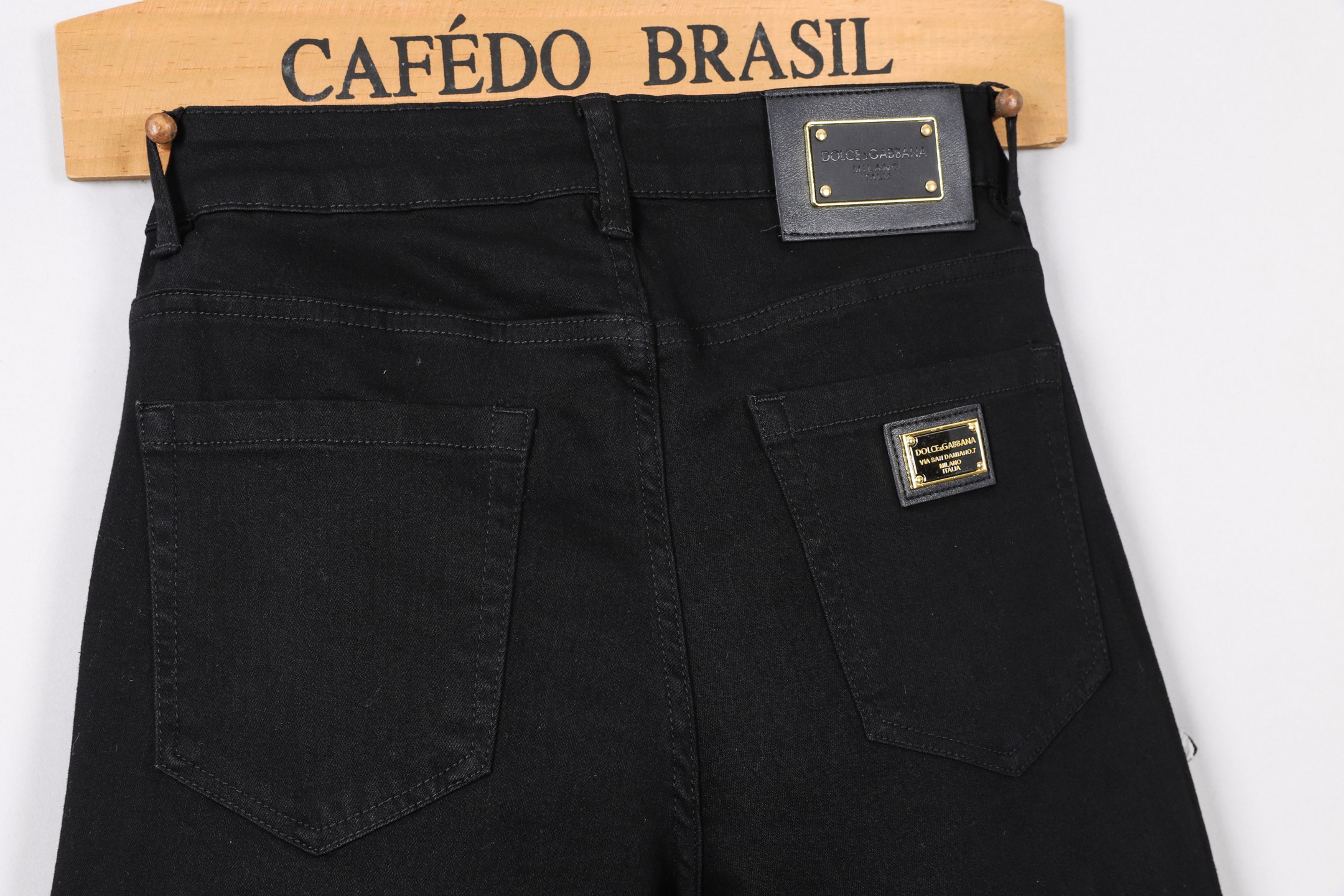 Dolce&Gabbana Men's Slim-Fit Black Jeans | Elegant Design & Comfortable Stretch 6 i1746030161299 208 0 4