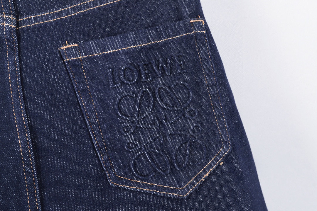 Loewe Men's Slim-Fit Dark Wash Jeans: Modern Style, Comfortable Denim 5 i1746030258965 4343 0 3