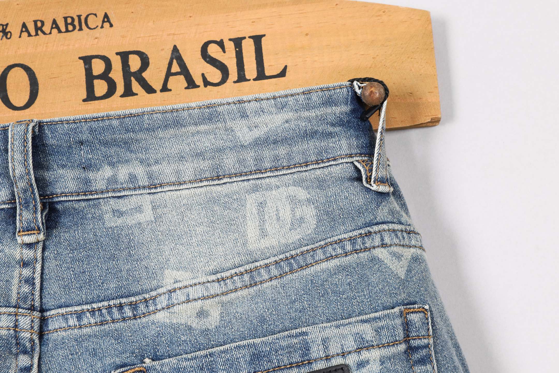 Dolce & Gabbana Men's Slim-Fit Jeans in Light Wash with Logo Pattern 9 i1746030312819 6943 0 7
