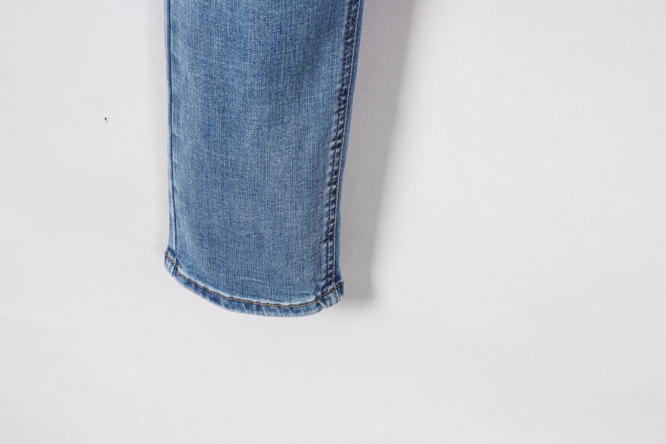 ロイウェイ メンズ牛仔パンツ 修身デザイン