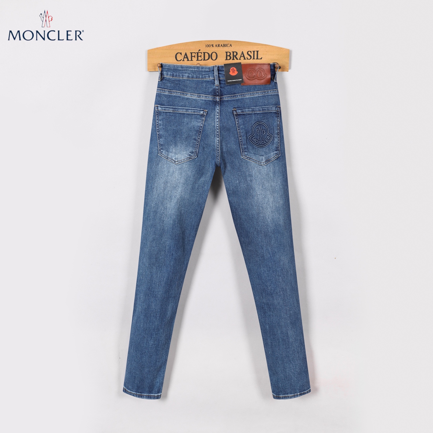 Moncler Men's Slim-Fit Stretch Denim Jeans | Stylish & Comfortable (Sizes 28-40) 4 i1746030442085 9192 0 2