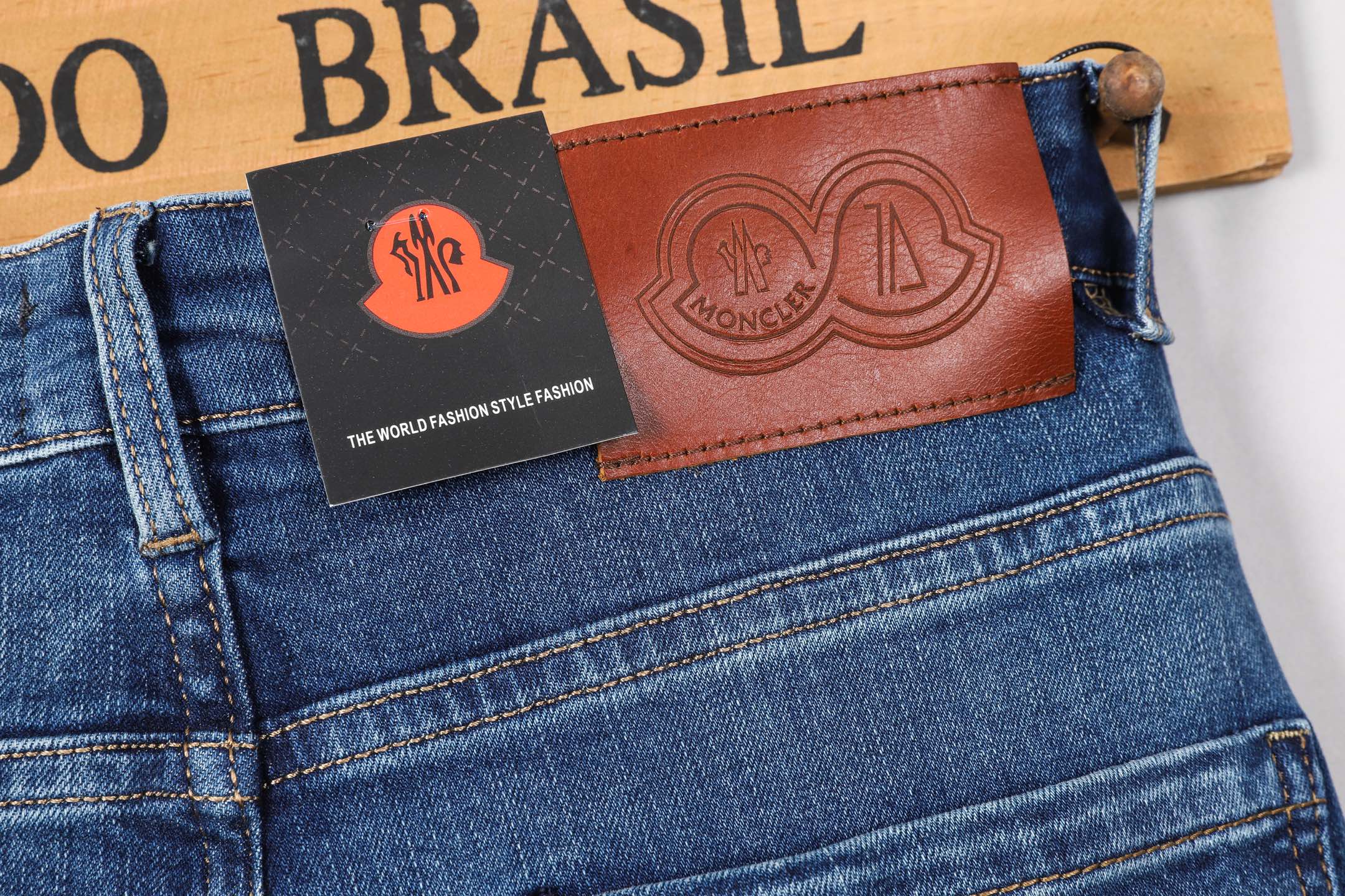 Moncler Men's Slim-Fit Stretch Denim Jeans | Stylish & Comfortable (Sizes 28-40) 5 i1746030442515 7193 0 3