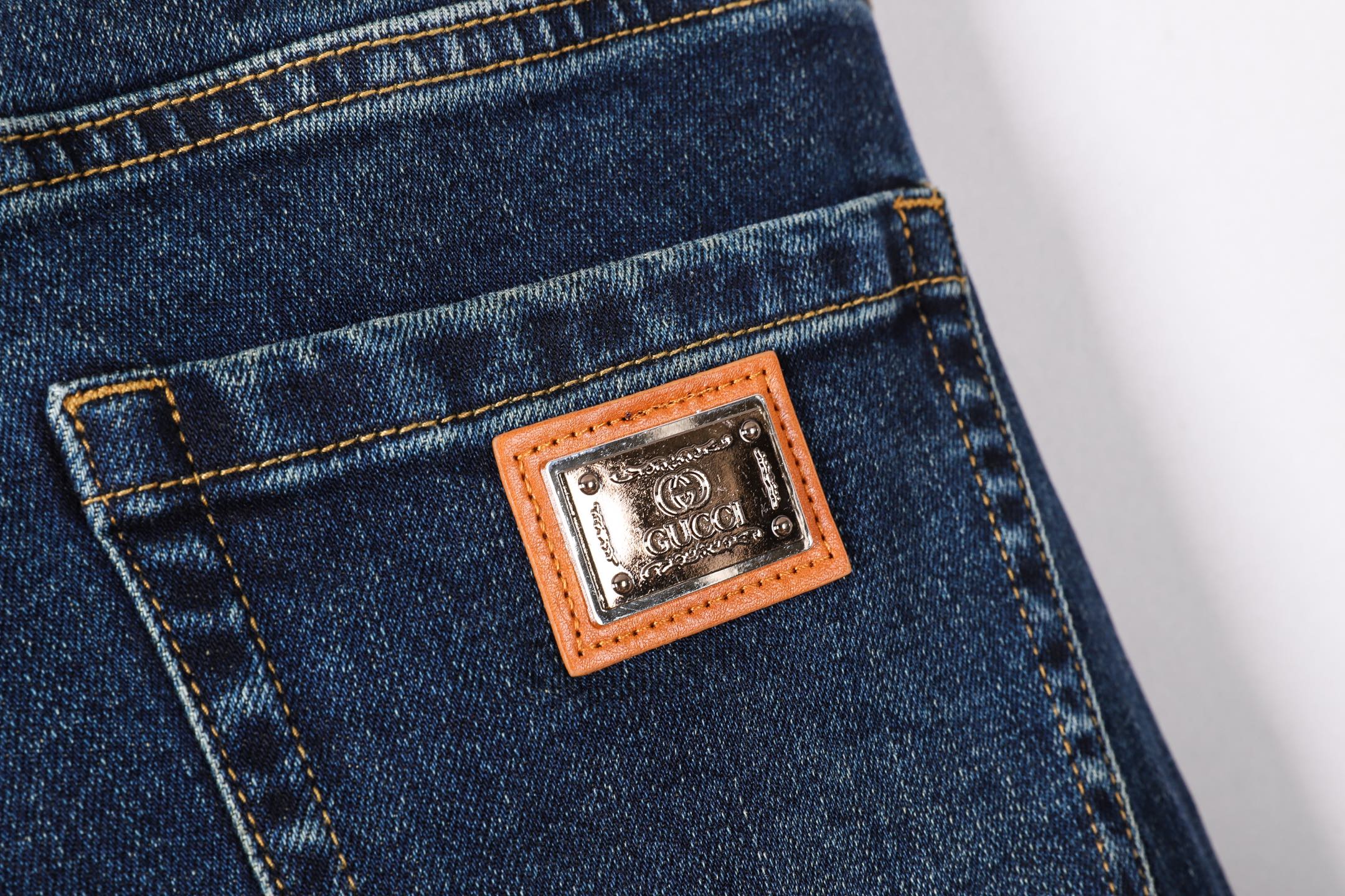 D&G小脚牛仔裤 - 重工水洗・柔らかい快適性