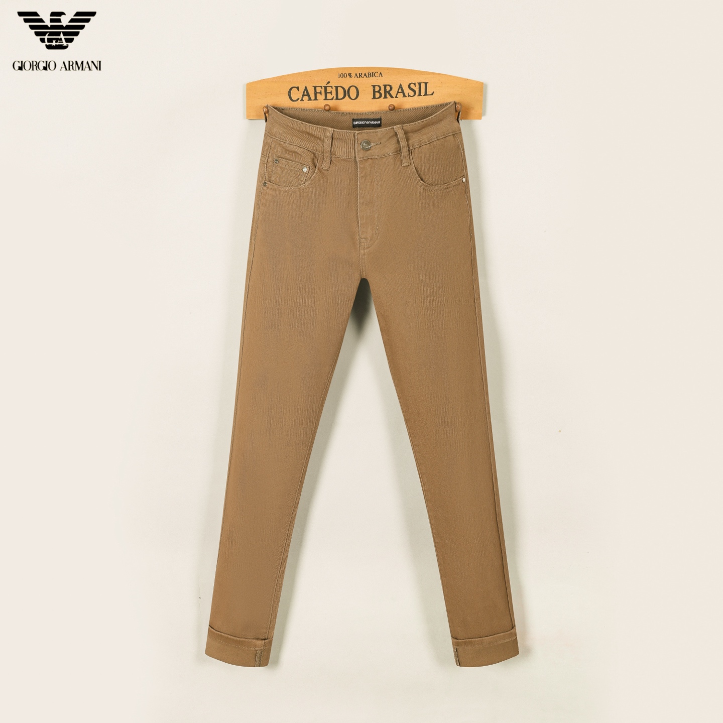 阿玛尼 小直筒牛仔裤 重工水洗素材の新作