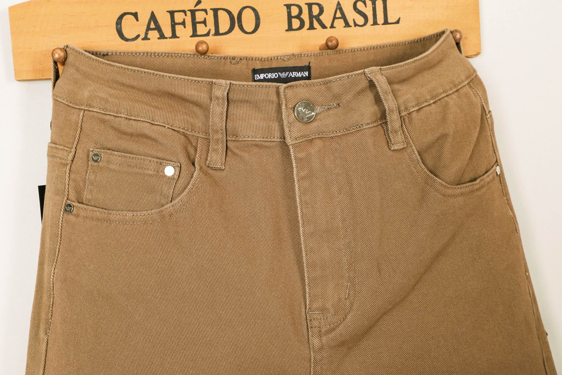 阿玛尼 小直筒牛仔裤 重工水洗素材の新作