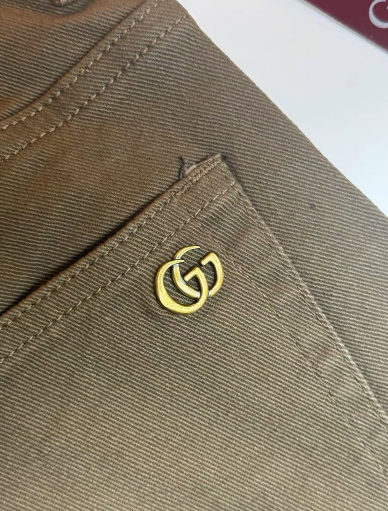 Gucci秋冬新作男装牛仔裤 - 小直脚修身デザイン