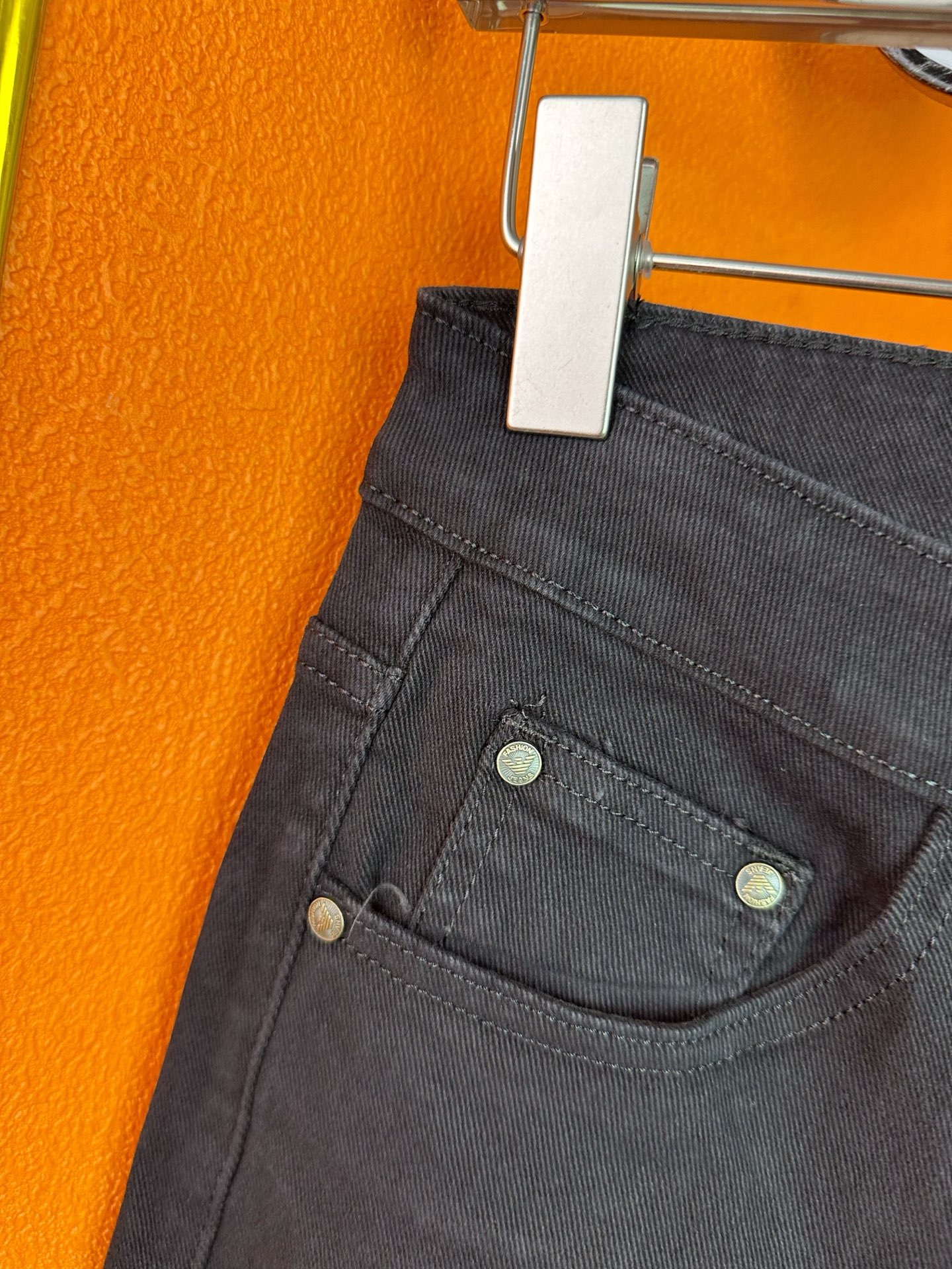 アーマーニ メンズ 牛仔パンツ ビジネススタイル 秋冬向け