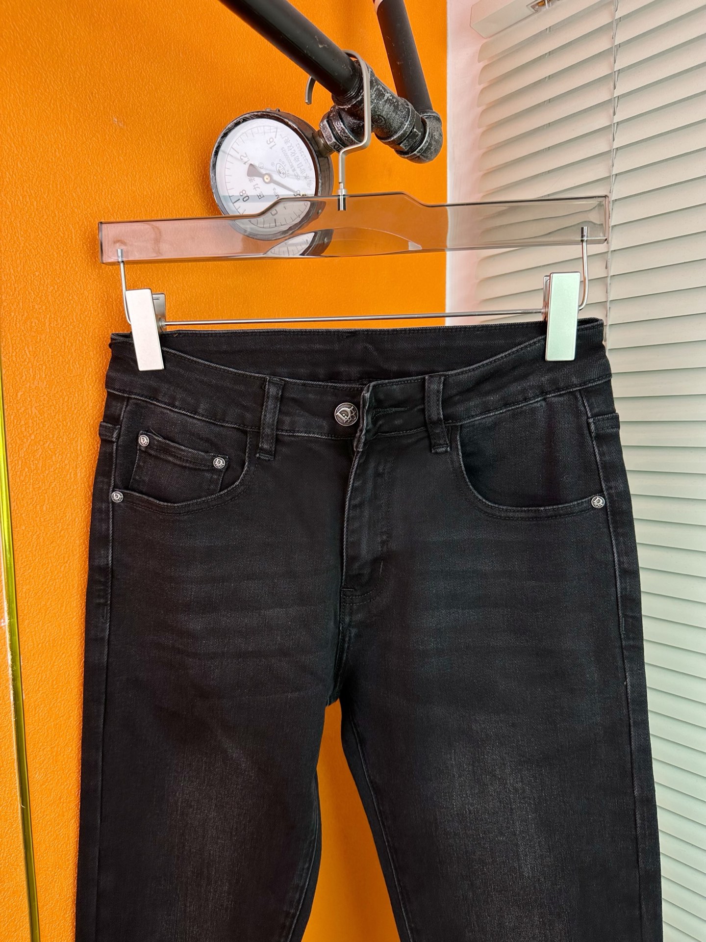 Dior 男性用デニムパンツ 修身タイプ 秋冬新作