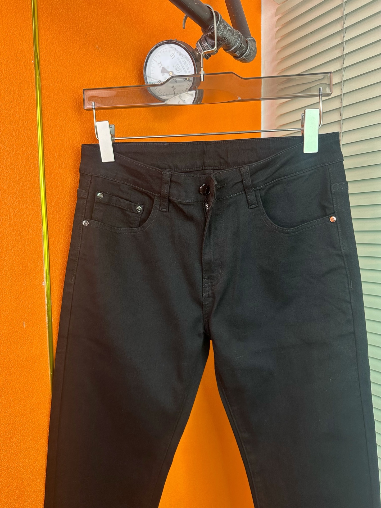 BC 男性ファッション牛仔裤 - 弾力修身小脚デザイン