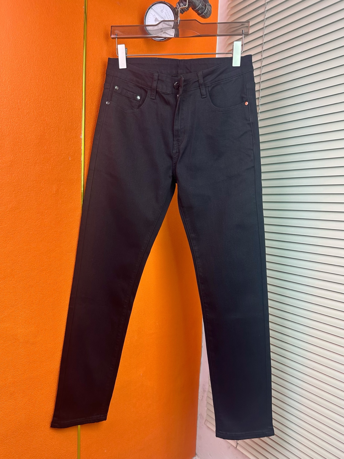 BC 男性ファッション牛仔裤 - 弾力修身小脚デザイン