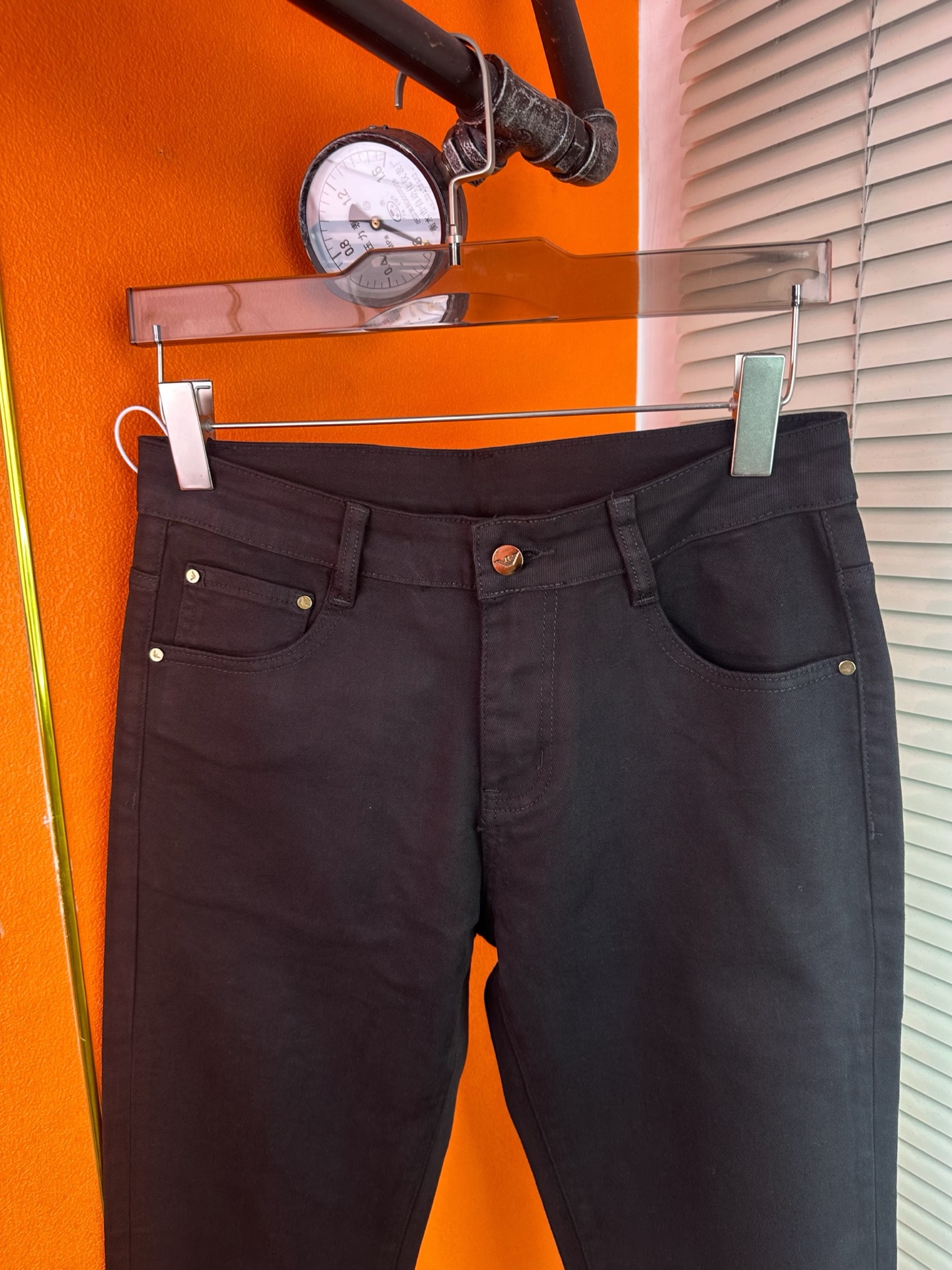 アーマーニ メンズスタイル デニムパンツ 弾力修身 小脚