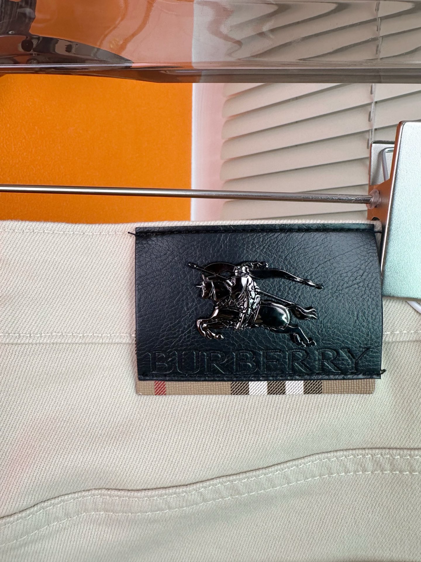 バーバリー メンズ ファッション デニムパンツ 弾力修身