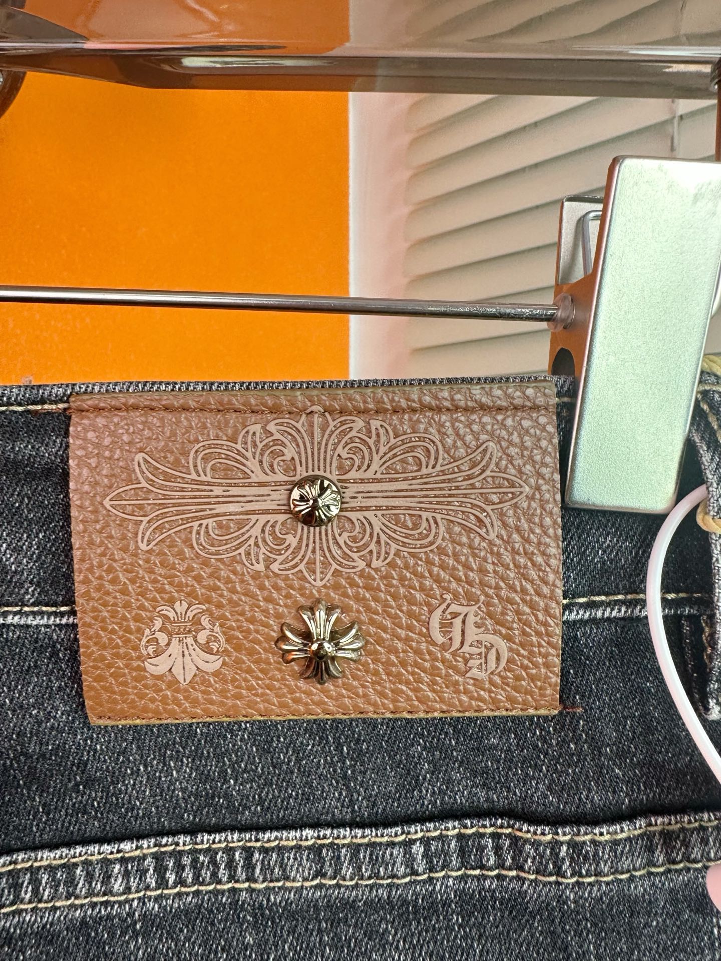 P300 クラシックスタイル 男性用ダメージデニムパンツ 弾力性あり