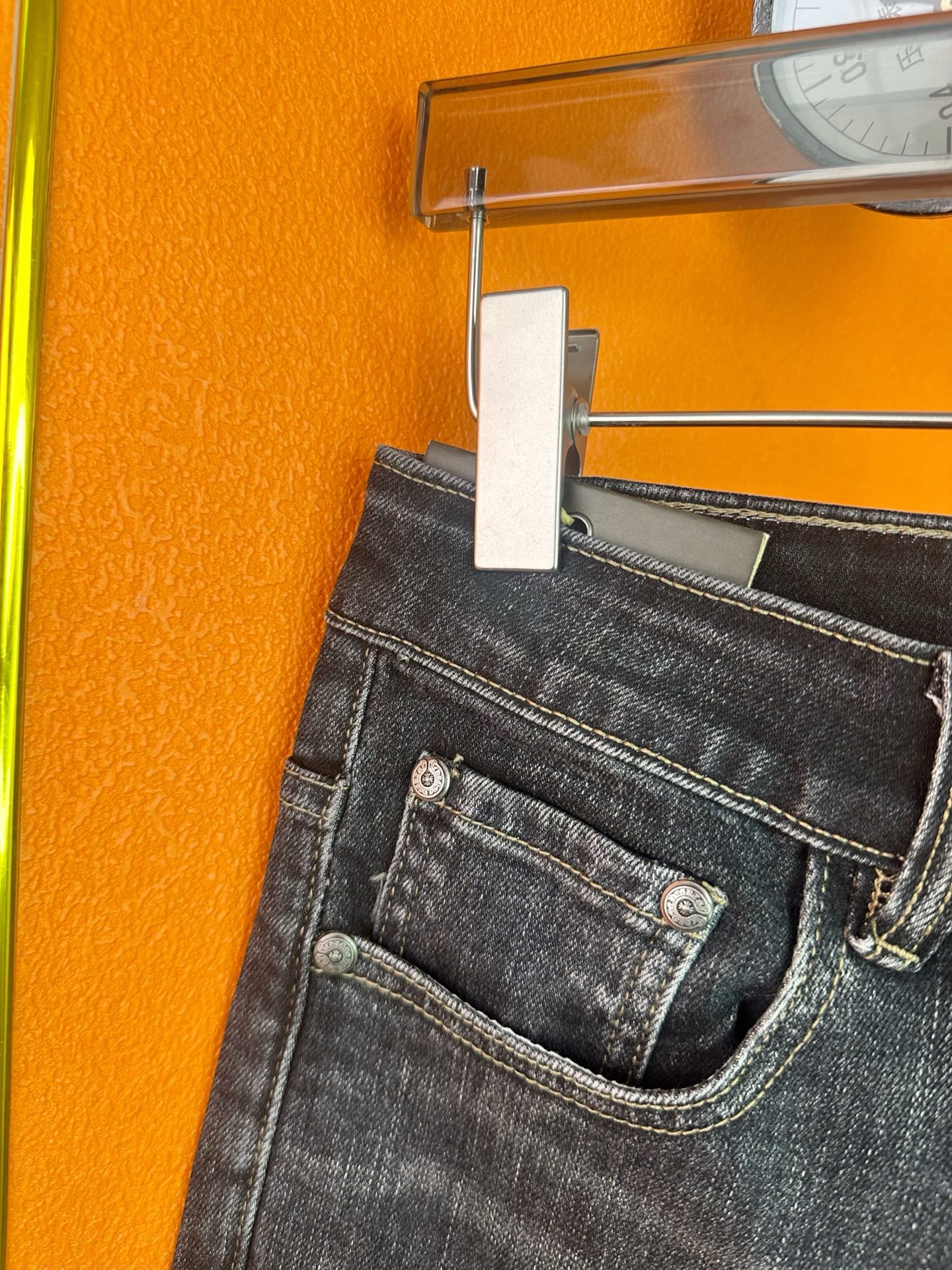 P300 クラシックスタイル 男性用ダメージデニムパンツ 弾力性あり