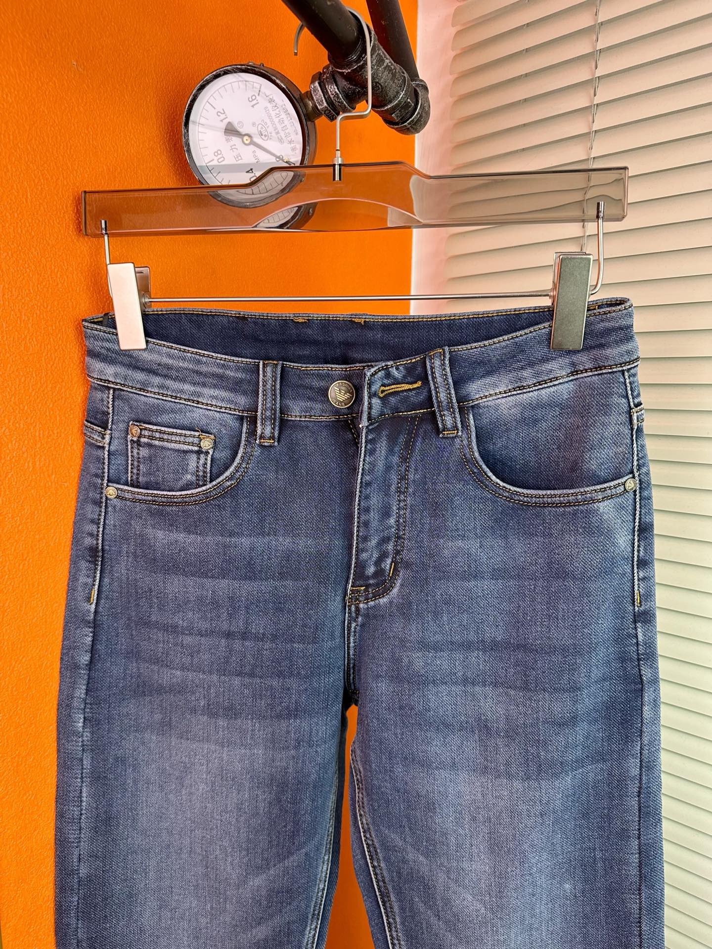 阿玛尼 メンズ デニムパンツ ビジネススタイル 秋冬新作