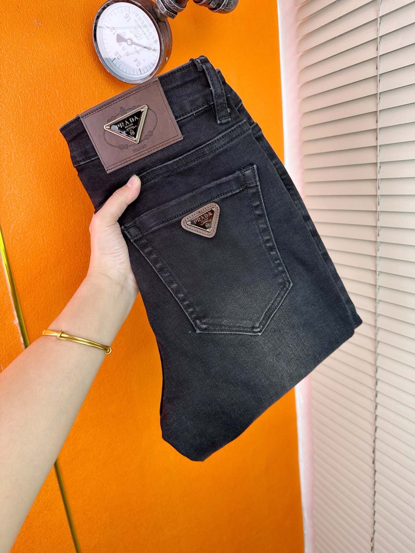 プラダ メンズ ファッション デニムパンツ 修身タイプ