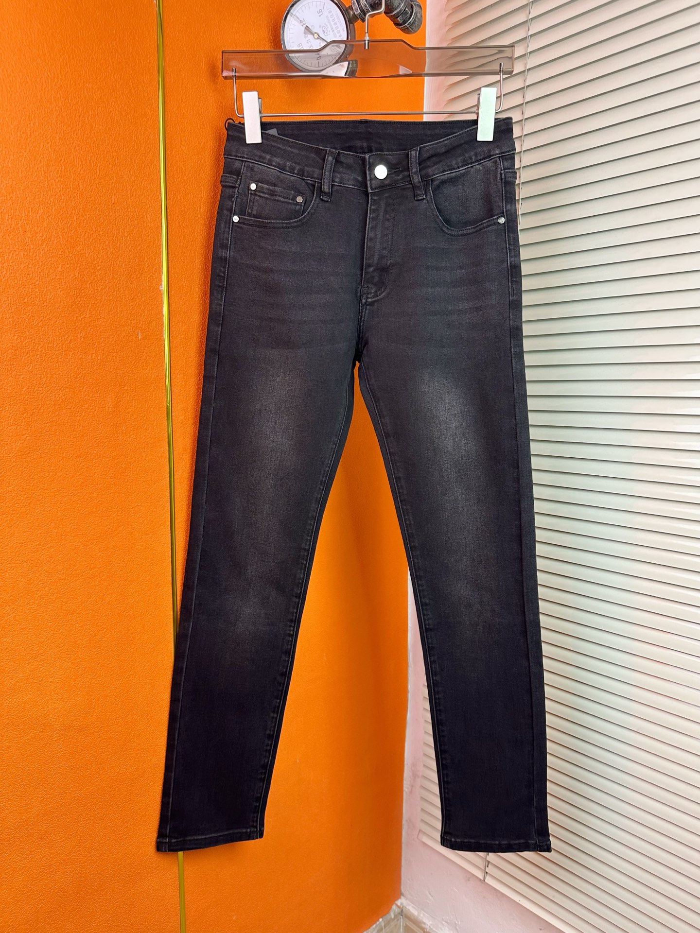 阿玛尼 メンズ デニムパンツ 弾力修身 小脚 秋冬新作