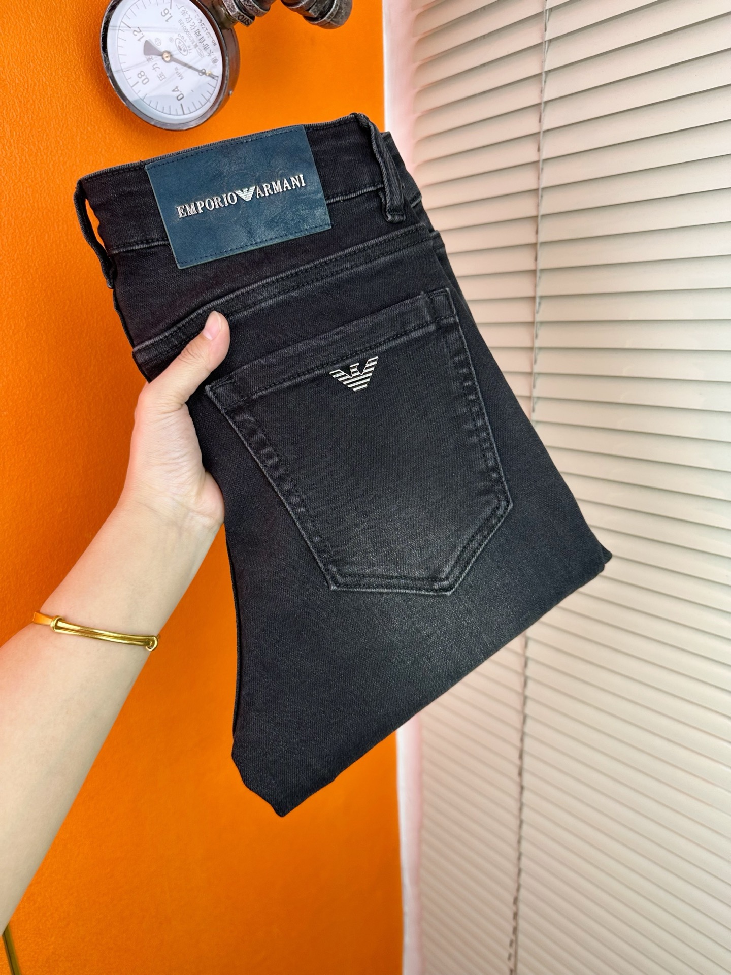 阿玛尼 メンズ デニムパンツ 弾力修身 小脚 秋冬新作